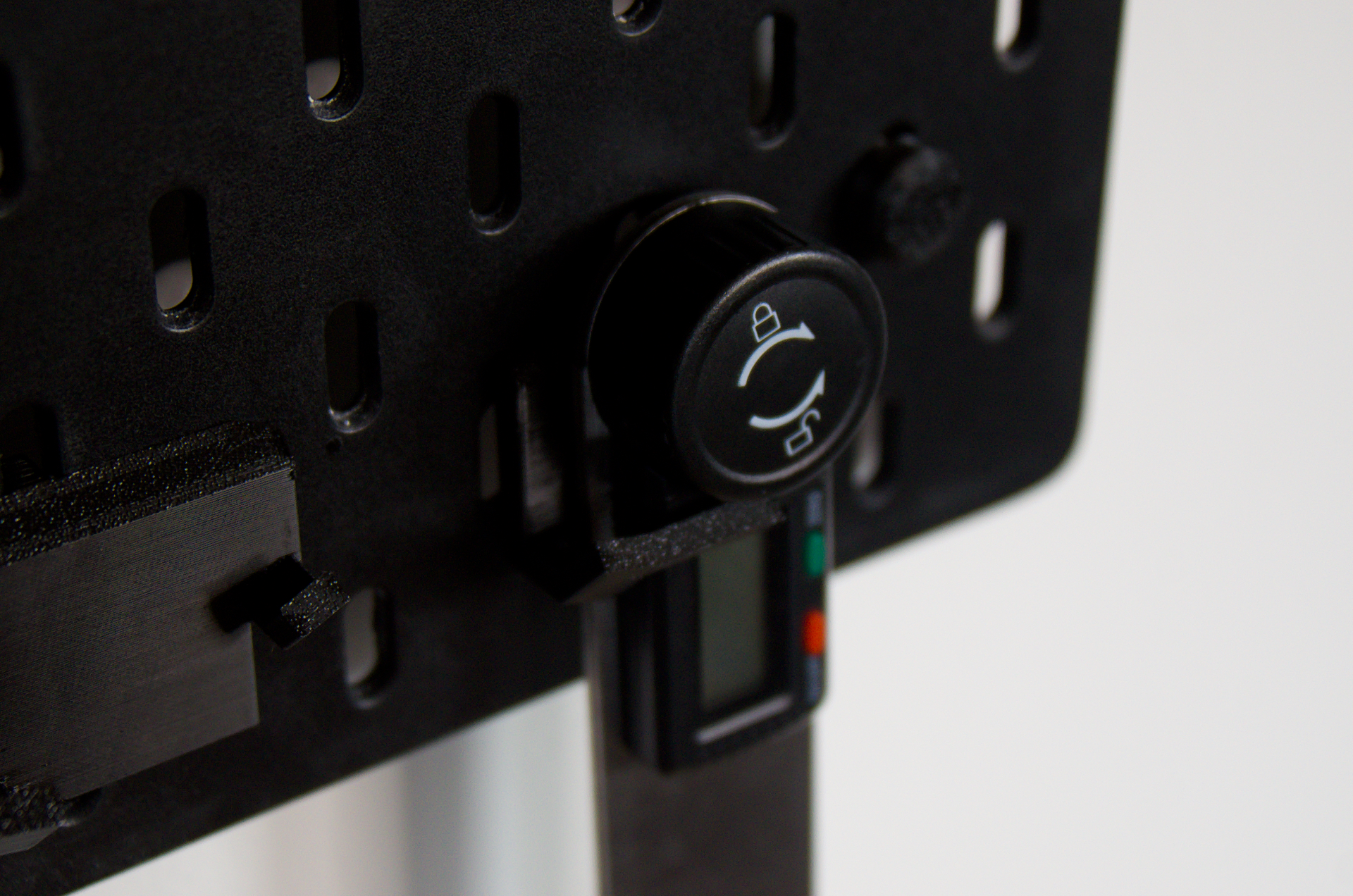 IKEA Skadis | Digital Angle Finder Protractor Holder