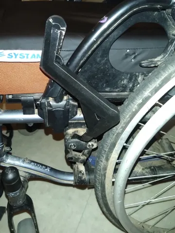 Poignée allongée frein fauteuil roulant pour hémiplégique Breezy Style X Ultra wheelchair brake