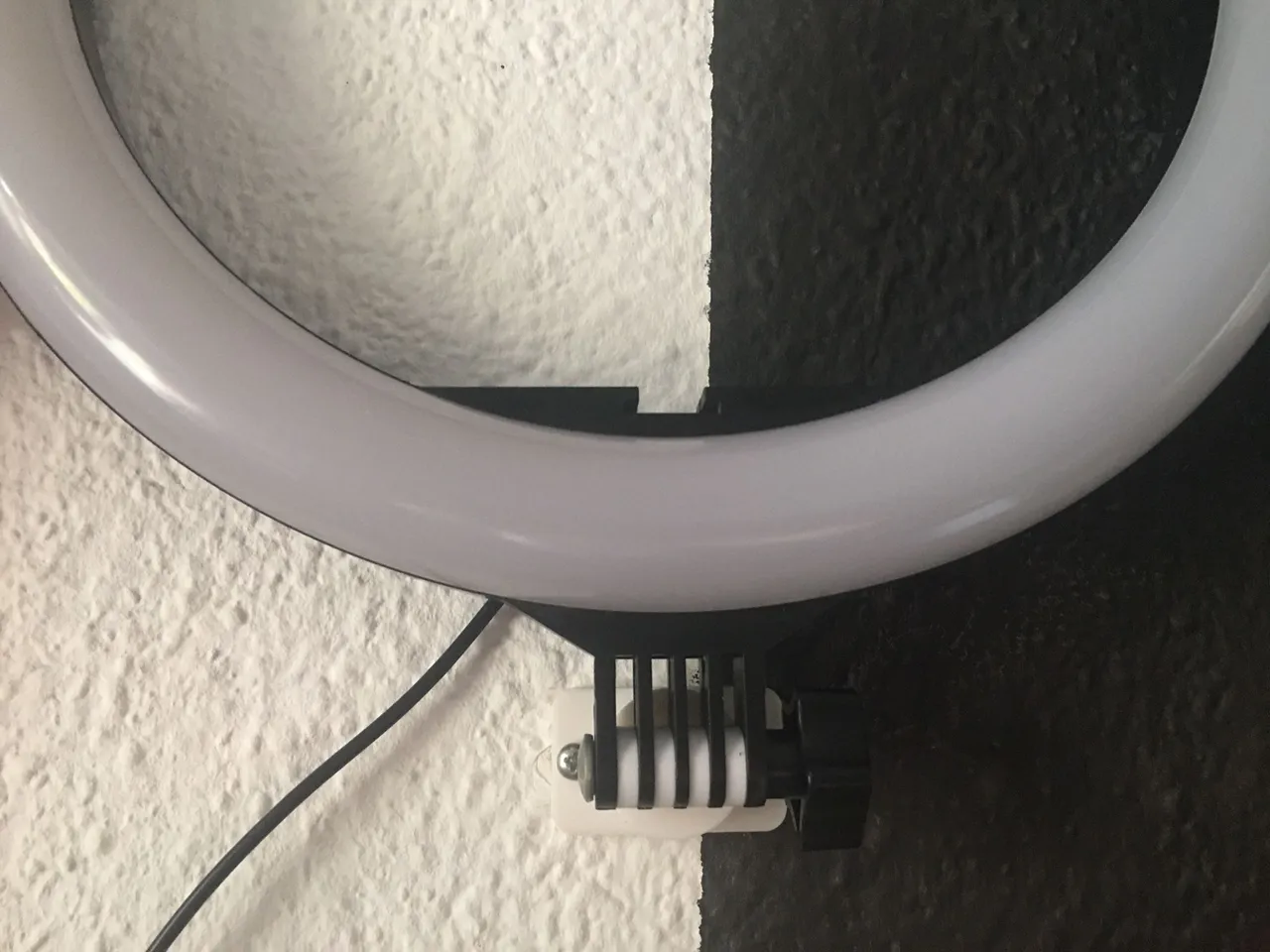 SOPORTE DE PARED PARA ANILLO LED PARA SELFIES by Ampa777