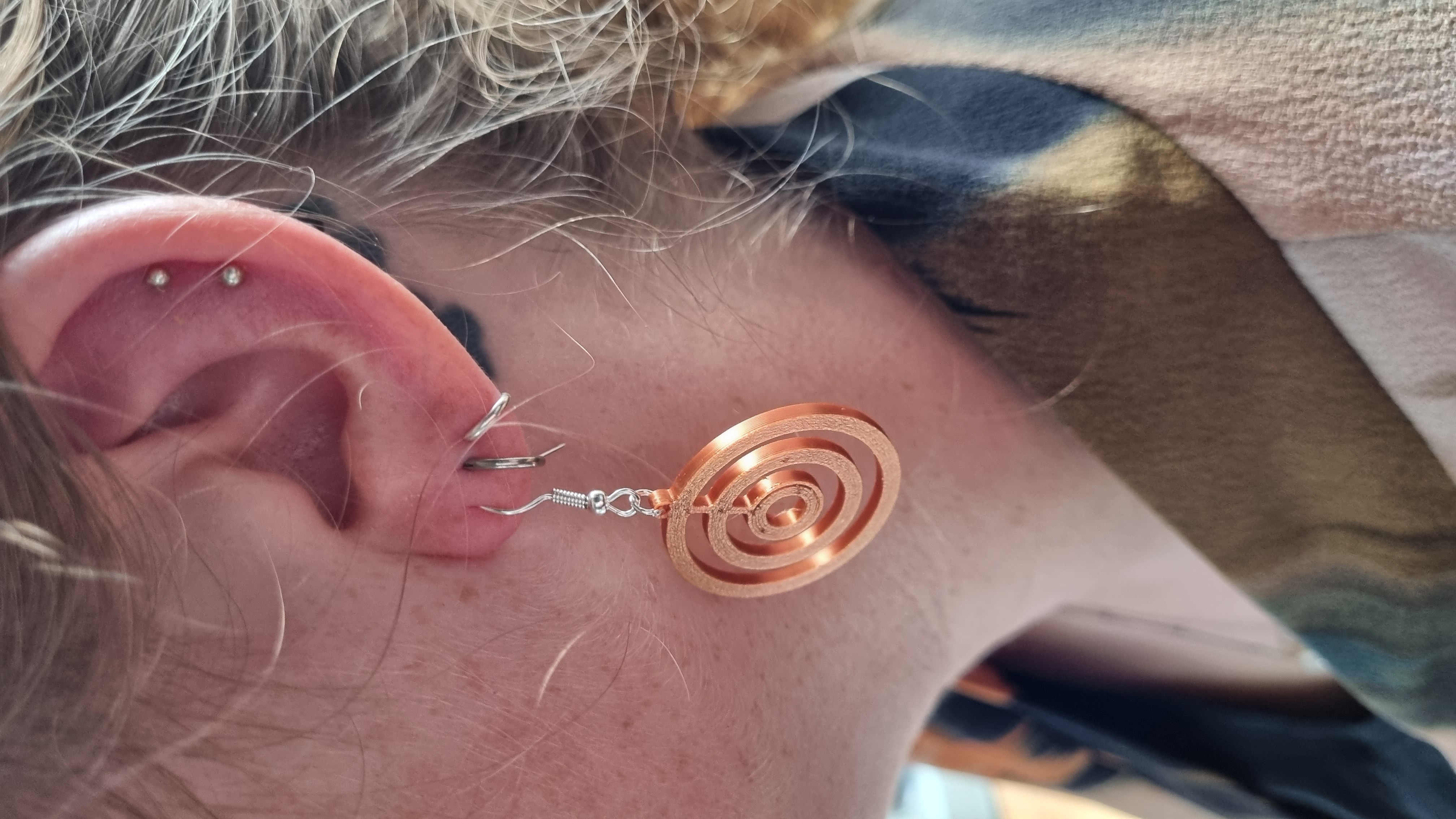 Earrings rounds