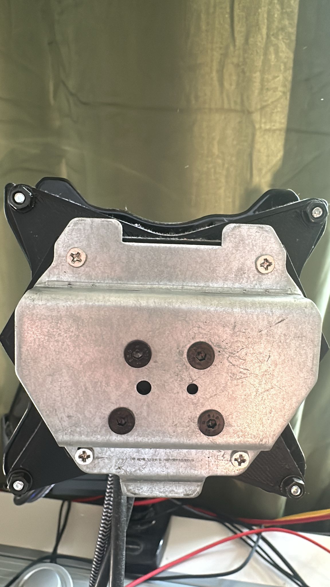 LC Power M34 UWQHD-144-C VESA adapter