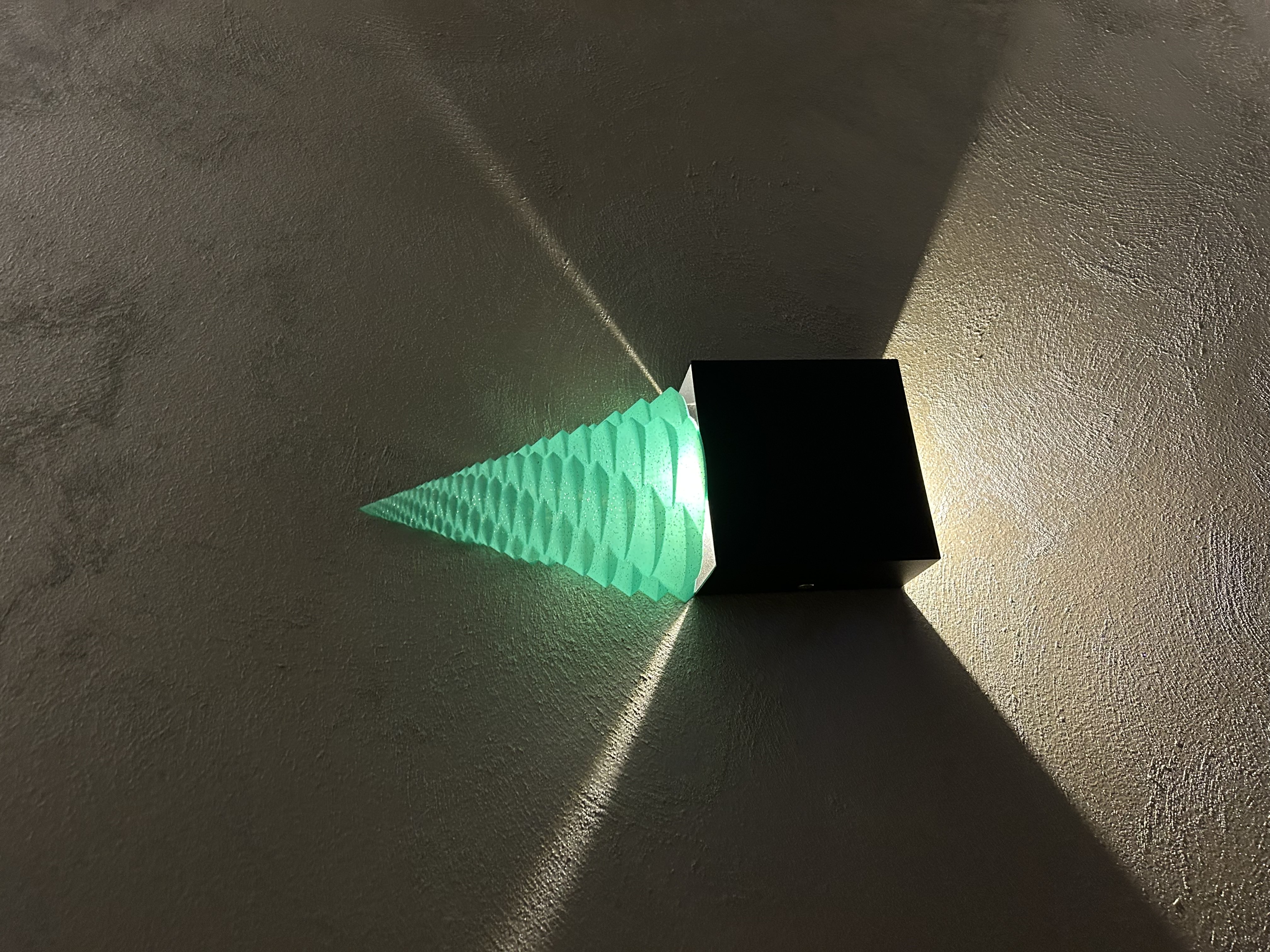 Half of Fibonacci Spiral Trees ⍋ Vase Mode V2 - Christmas decoration