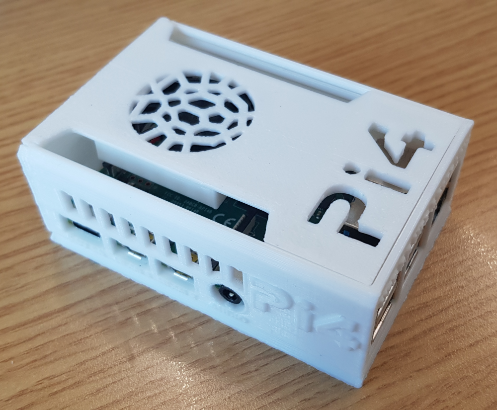 Raspberry Pi 4b case with internal 30mm fan. With wall or stand mount ...