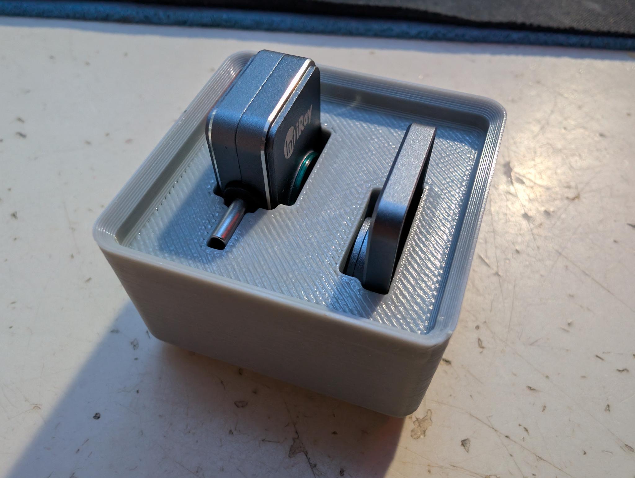 Gridfinity Tray 1x1 for InfiRay P2 Pro Thermal camera