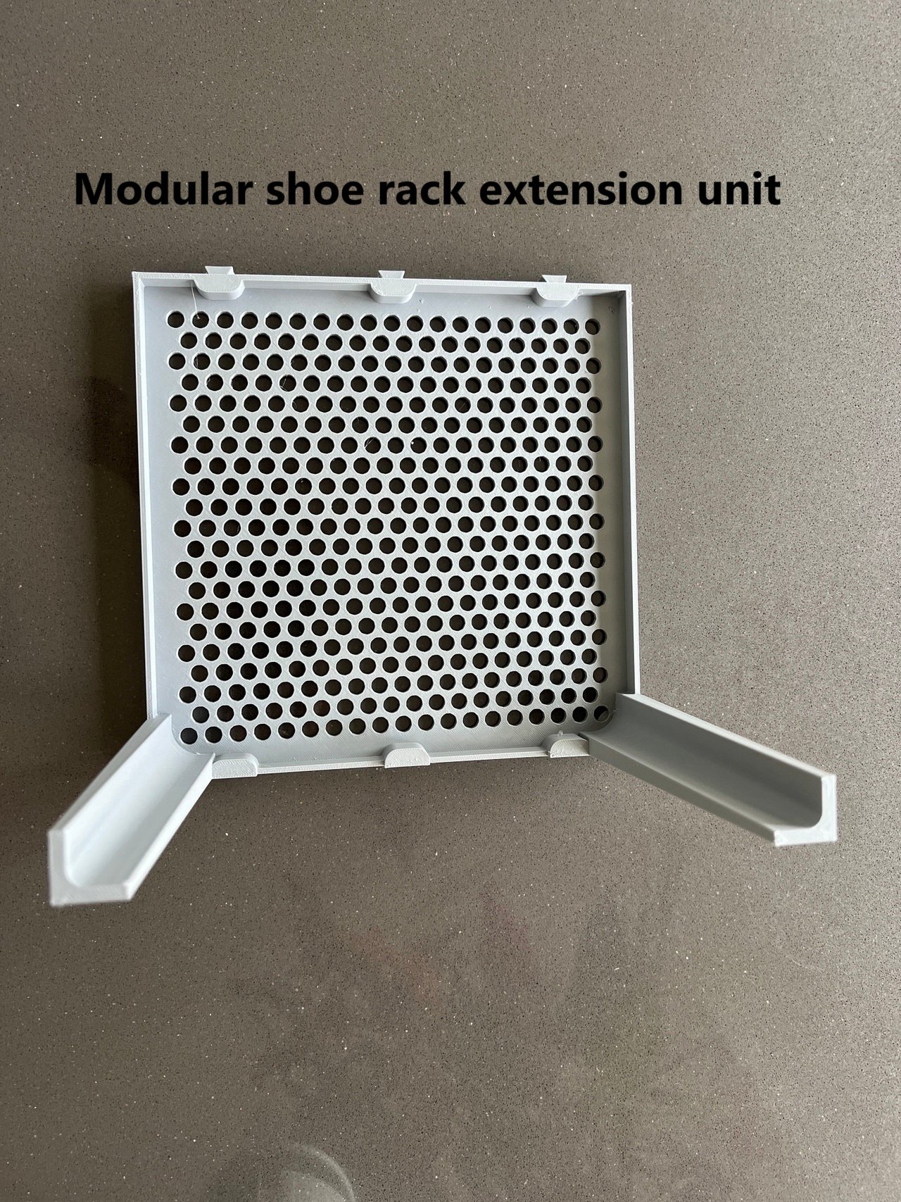 Modular shoe rack infinitely extendable