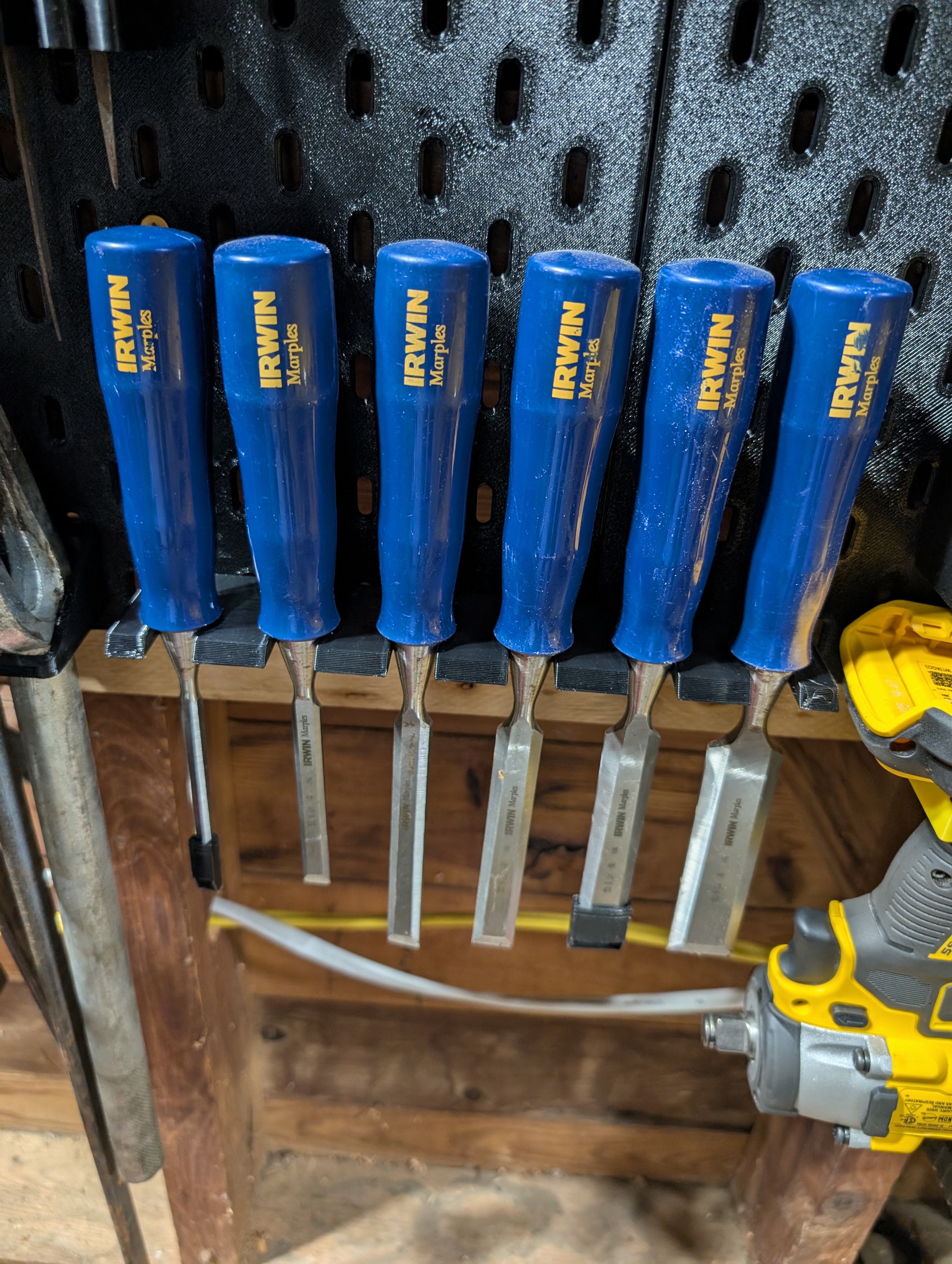 Irwin Marples Chisel Skadis Mount