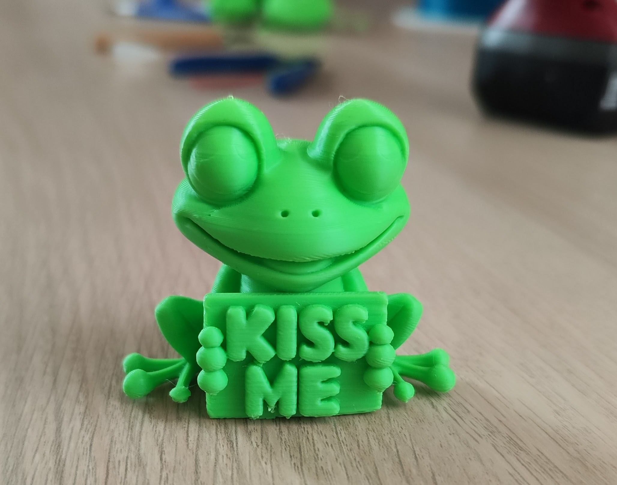 Frog "Kiss me"