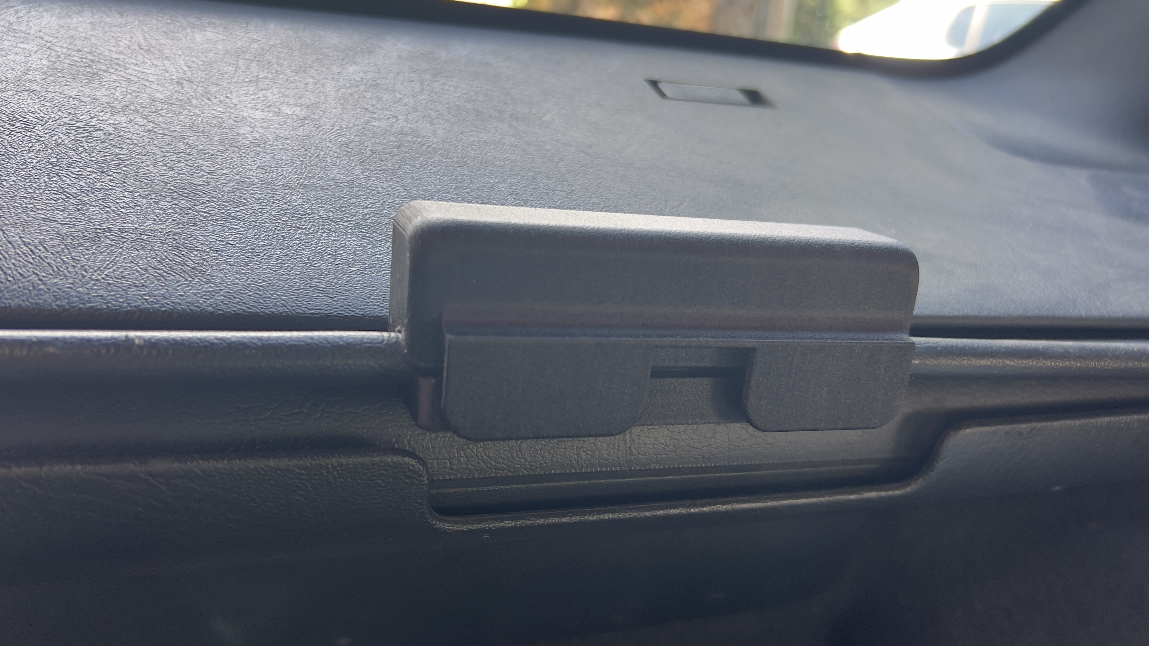 Chevy Blazer GMC Jimmy Rear Cargo Cover Pull Handle
