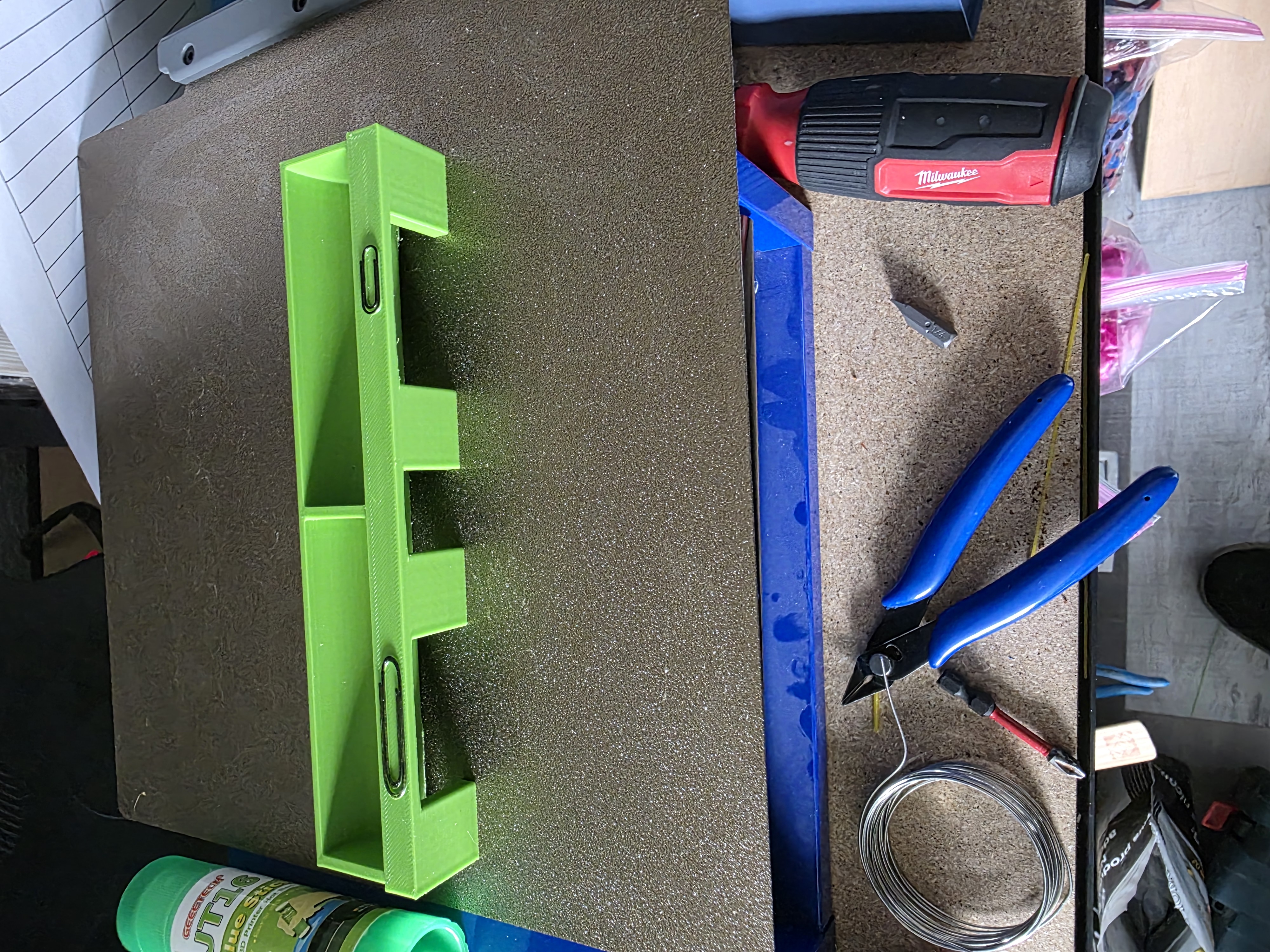 PAPER CLIP TRAY