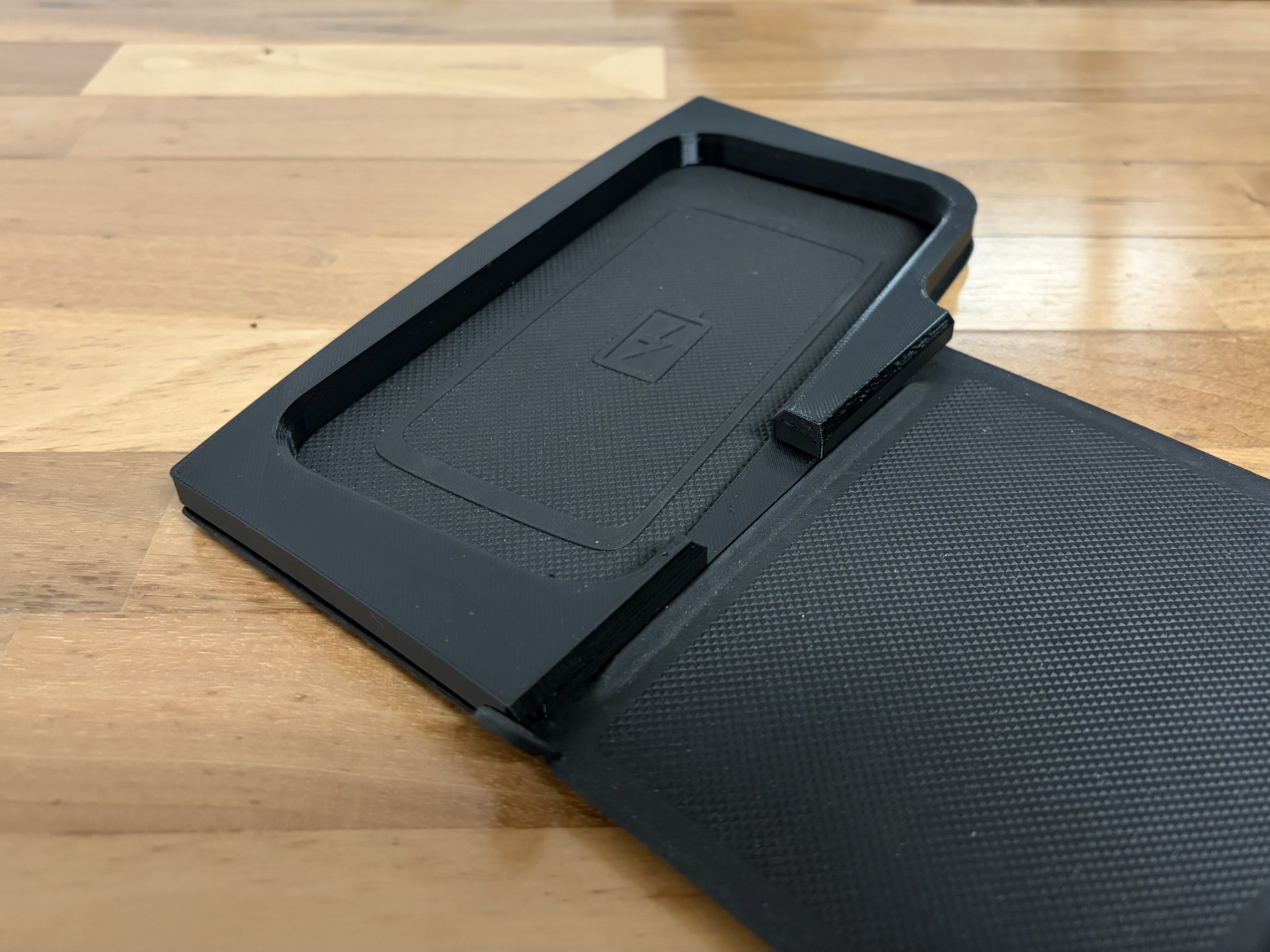 Wireless Charging Bracket - iPhone - Ford Focus — miniatura 2