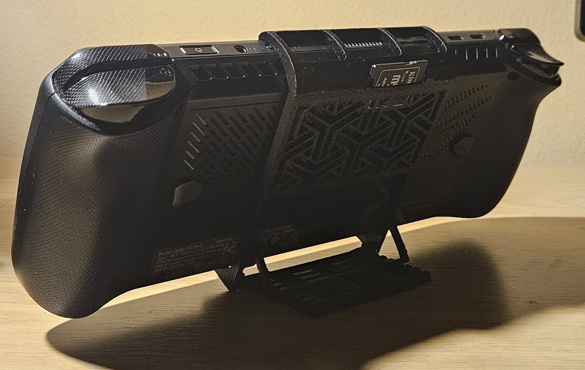 Adjustable stand for ROG Ally X