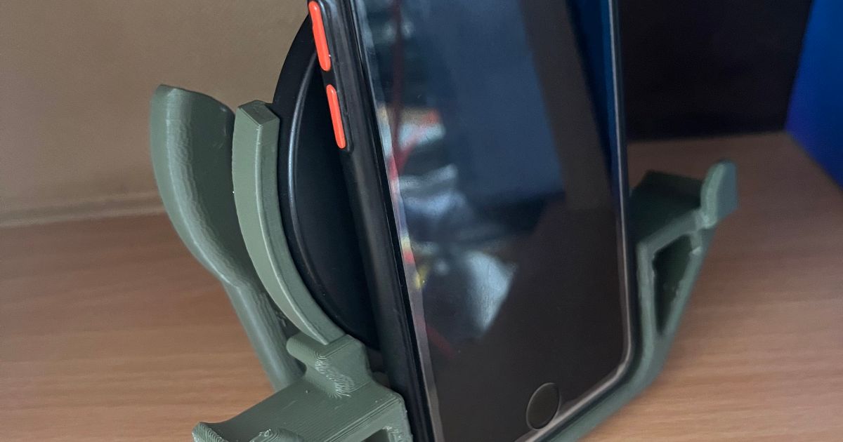 IKEA Wireless charger holder for iPhone 2020 SE (and others) by Milán