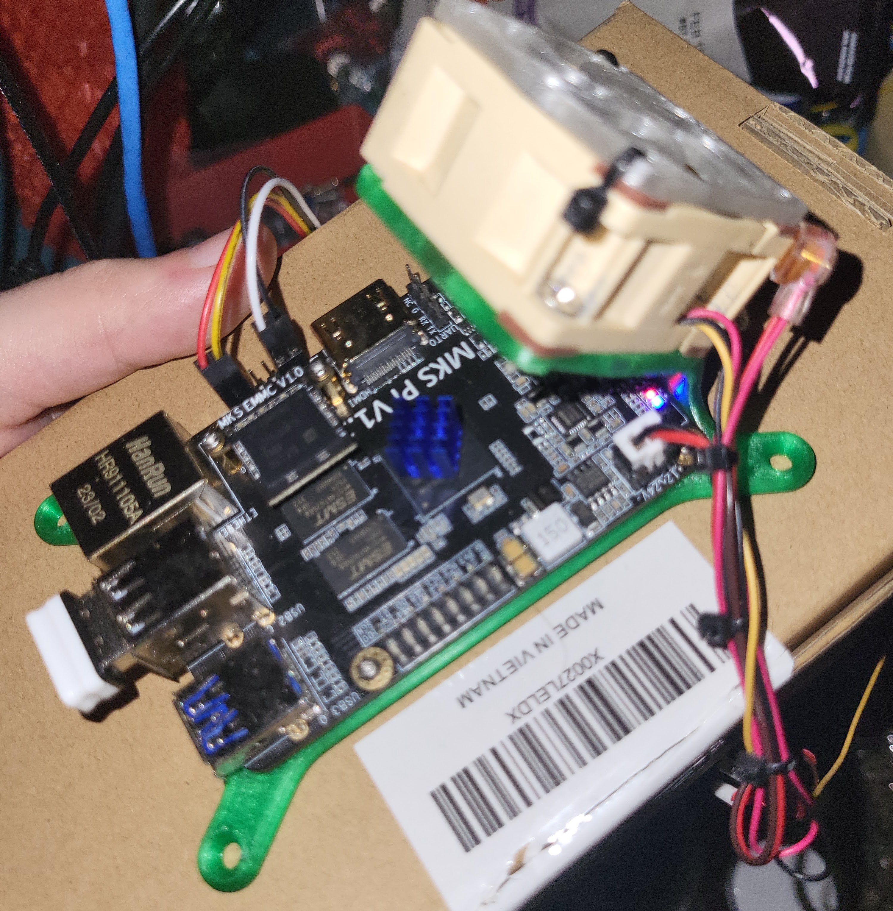 Raspberry Pi Wall Mount w/ 40mm Fan