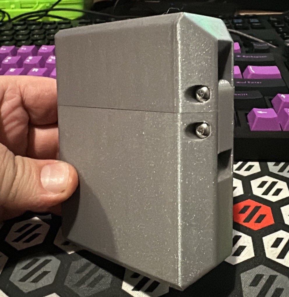 Parametric Two Part Box with Hook Latches