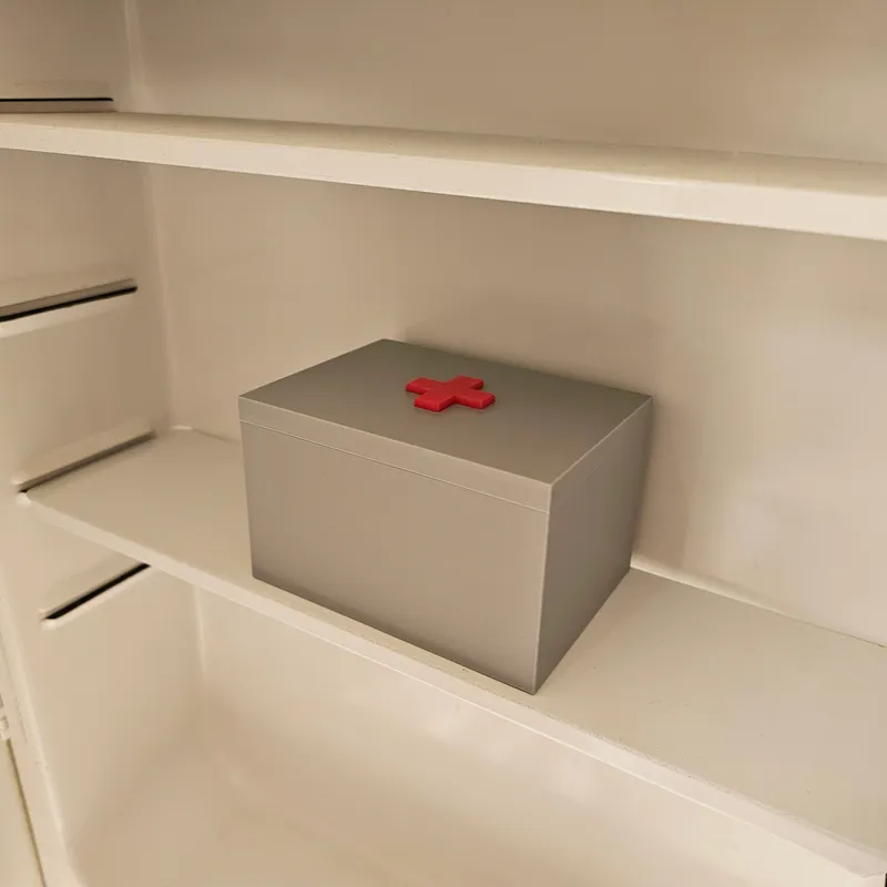 Trauma Center - Bandaid Storage Box by mscalora, Download free STL model
