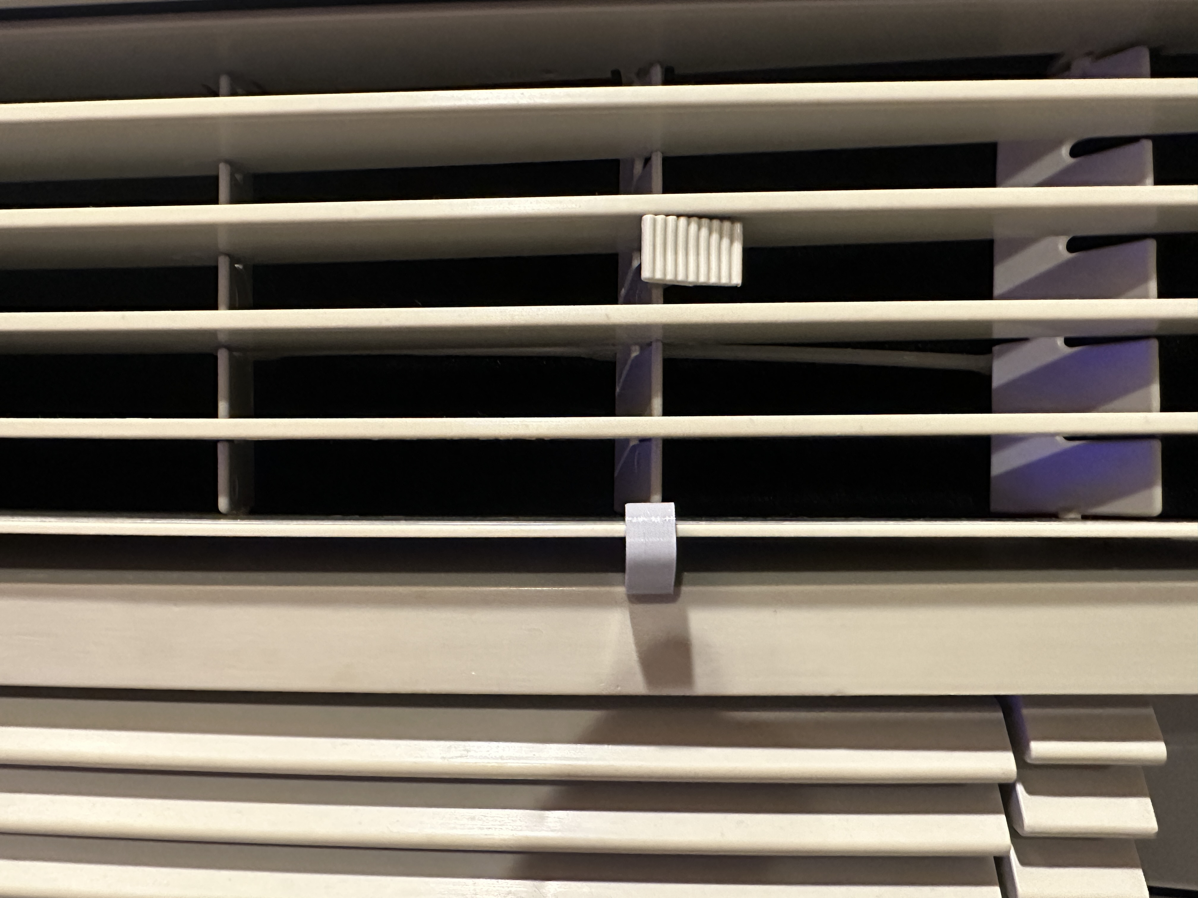 AC Vent Clip by jbettenh | Download free STL model | Printables.com