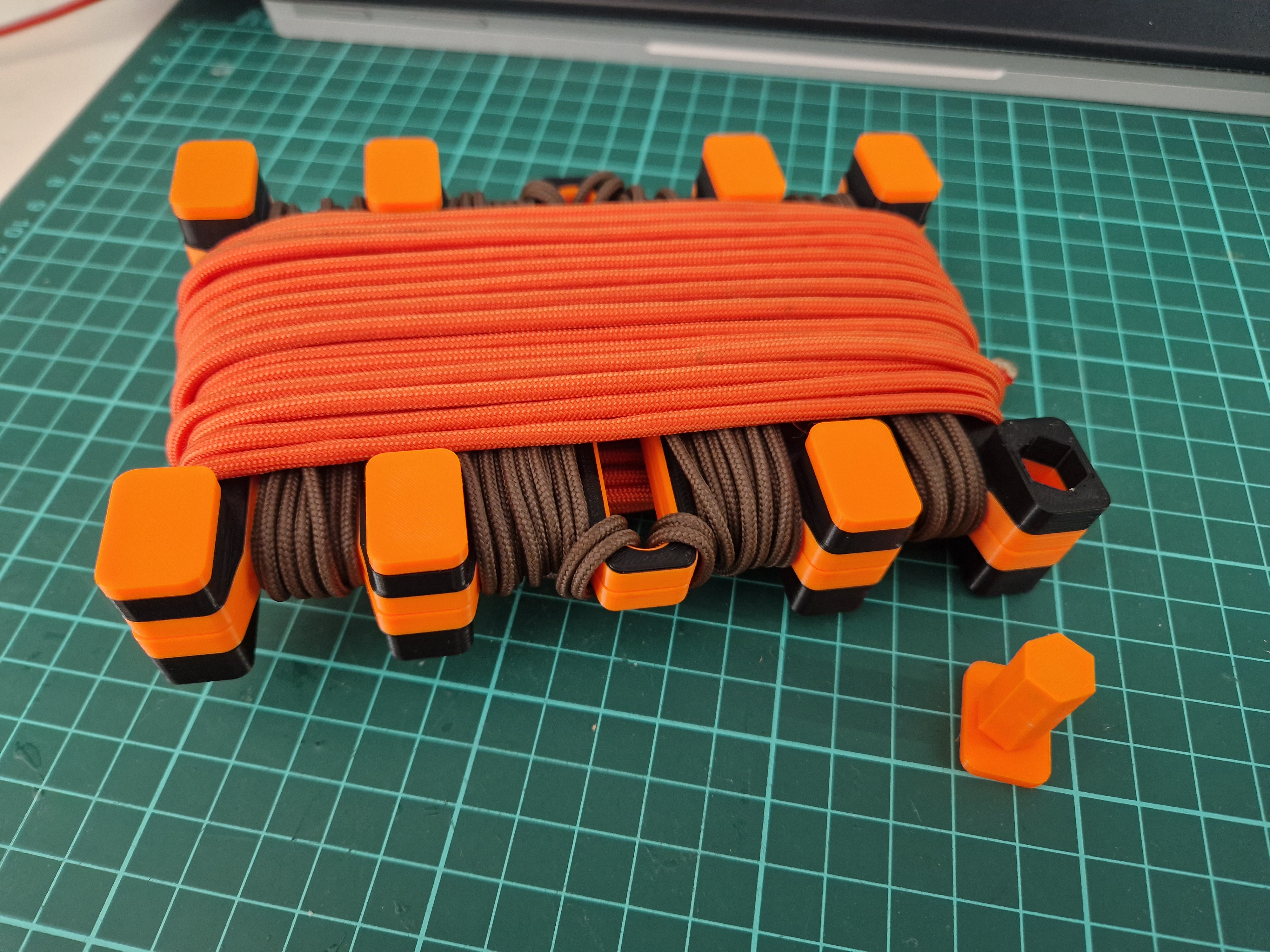 Paracord winder