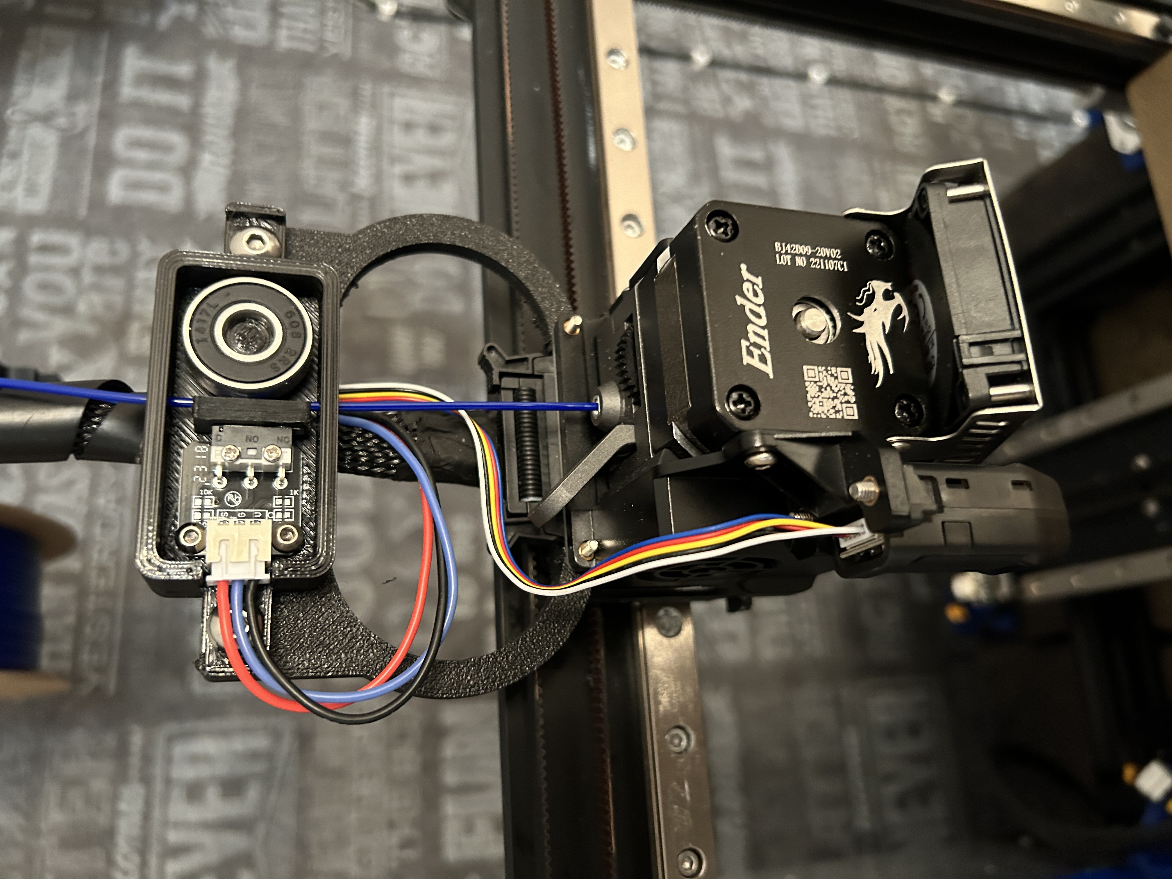 3DFused_SpritePro Cable Holder + Filament RunOut Sensor
