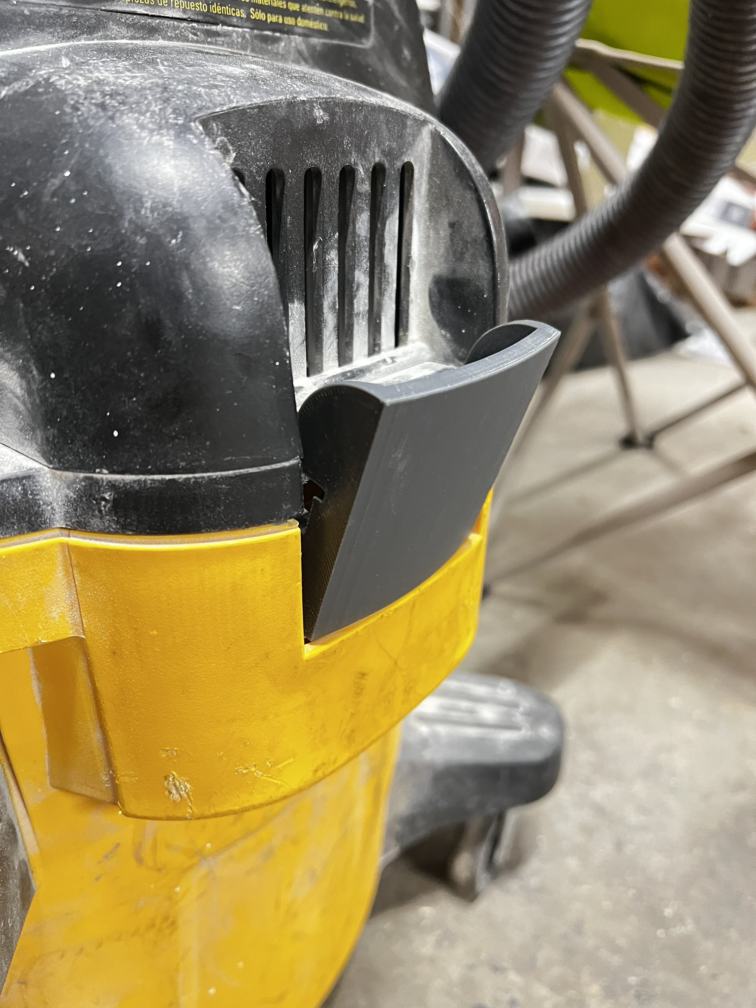 Replacement Latch for Dewalt Wet/Dry Shop Vacuum