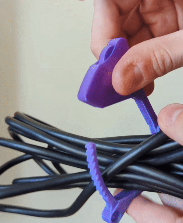 Adjustable cable and rope clip / organizer - No supports, easy assembly: only 2 parts!
