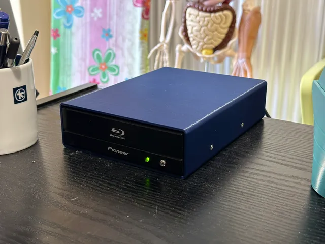 5.25'' DVD/BD-R Enclosure (182mm drives)