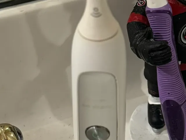 Philips Sonicare Stand with Sink Drain