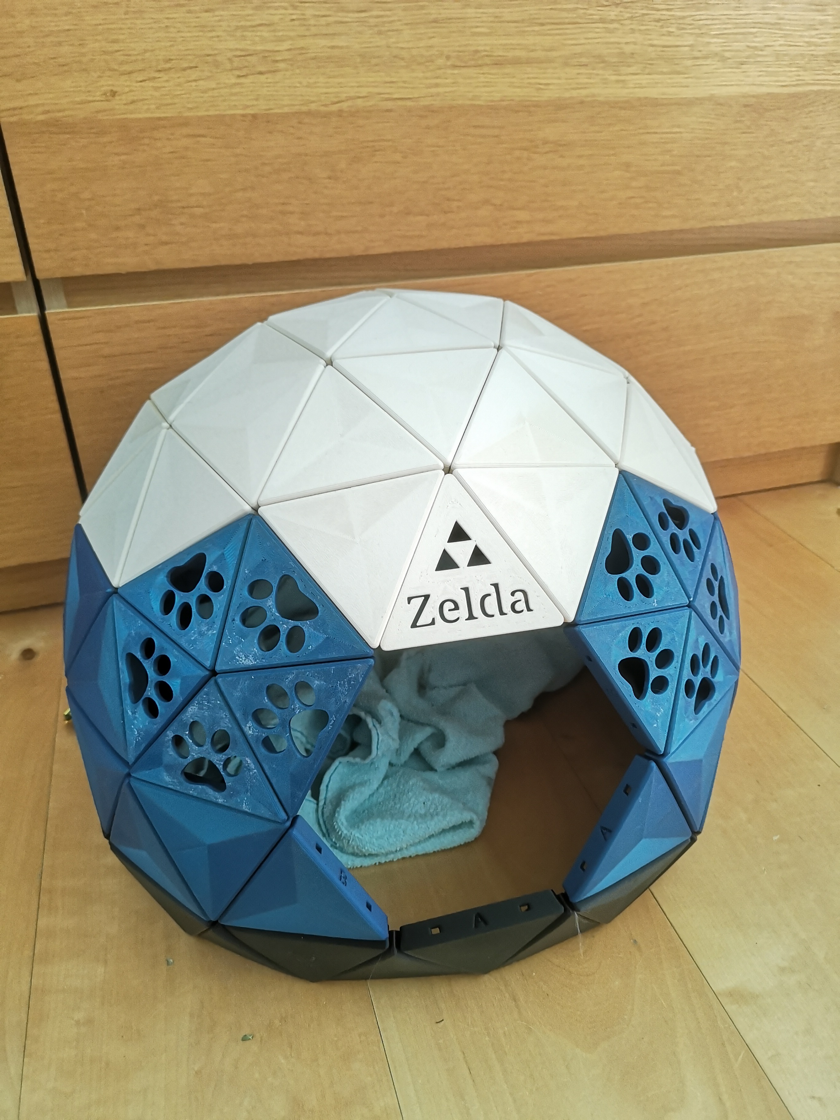 Zelda plate for cat dome