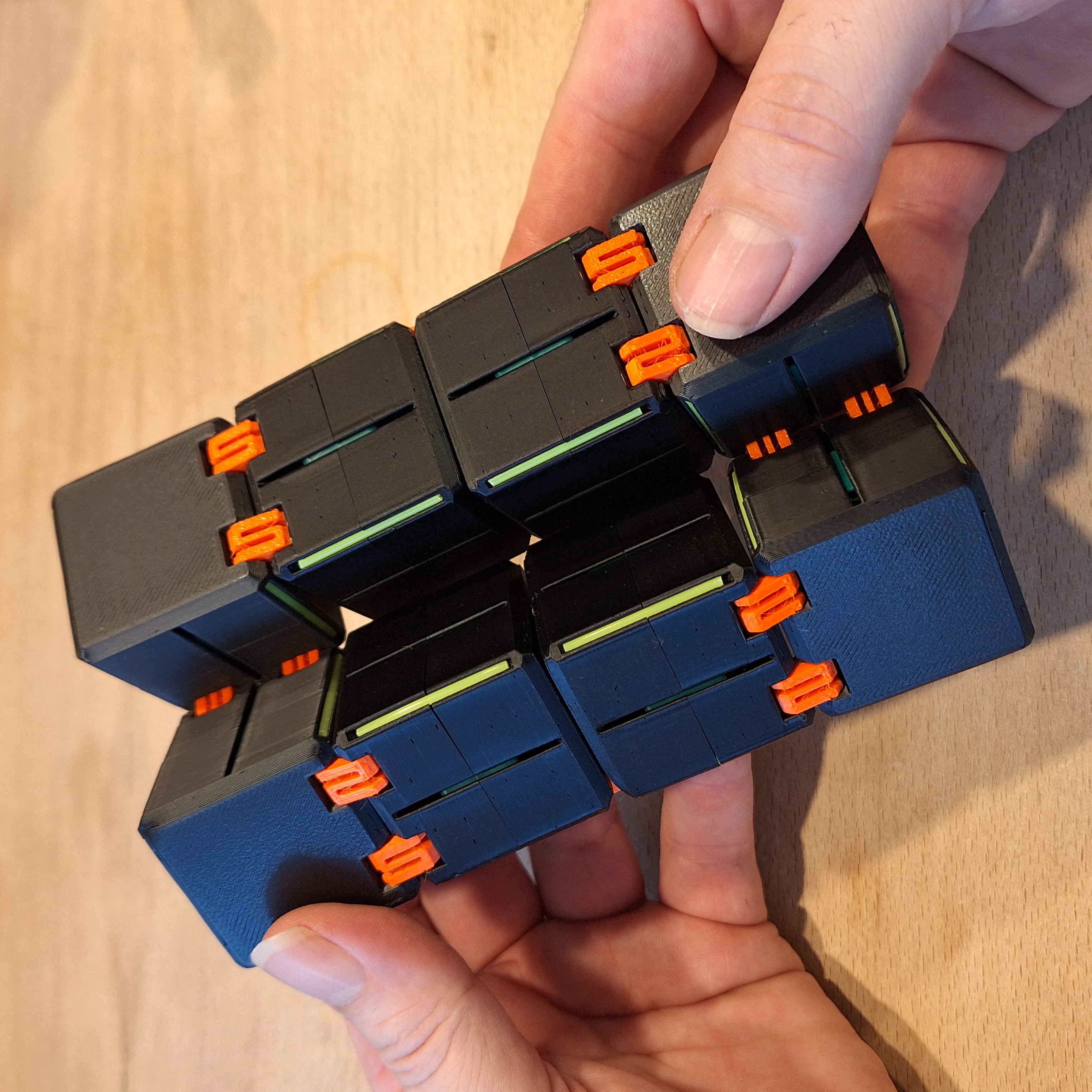 Gigantic Fidget Cube — miniatura 3