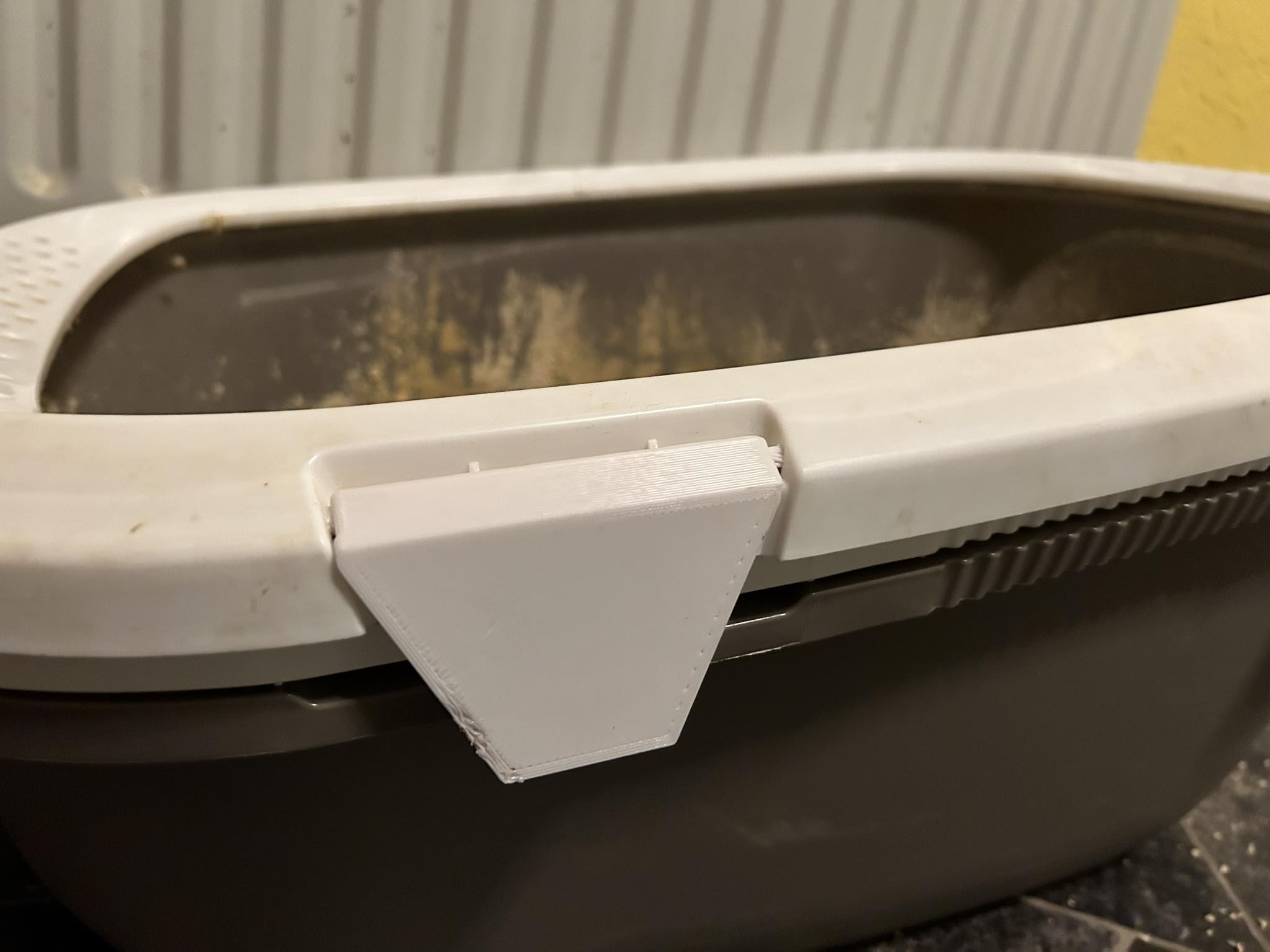 Savic Simba - Replacement clip for cat litter box by eifelfarmer ...