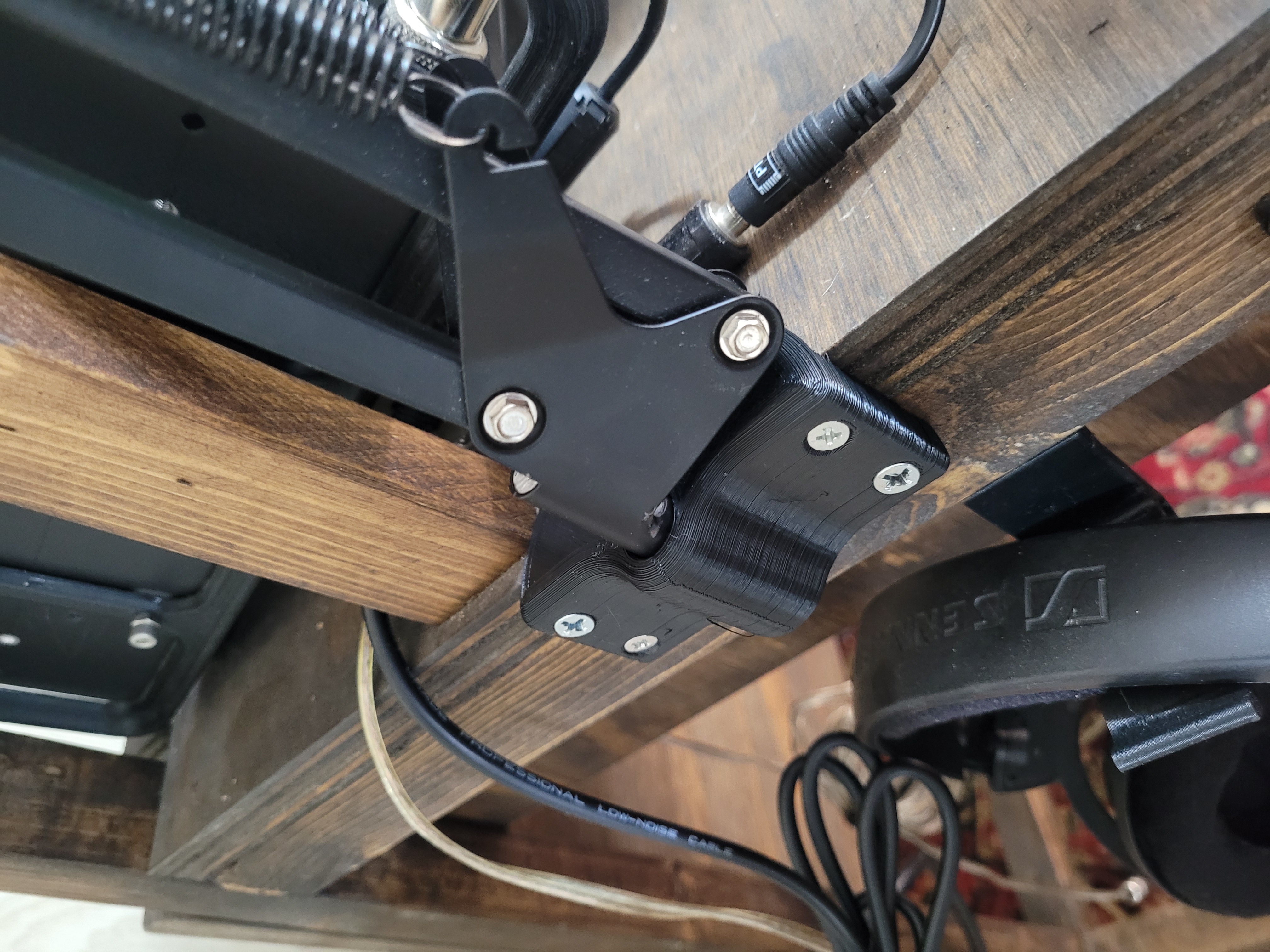 Boom Arm Mount
