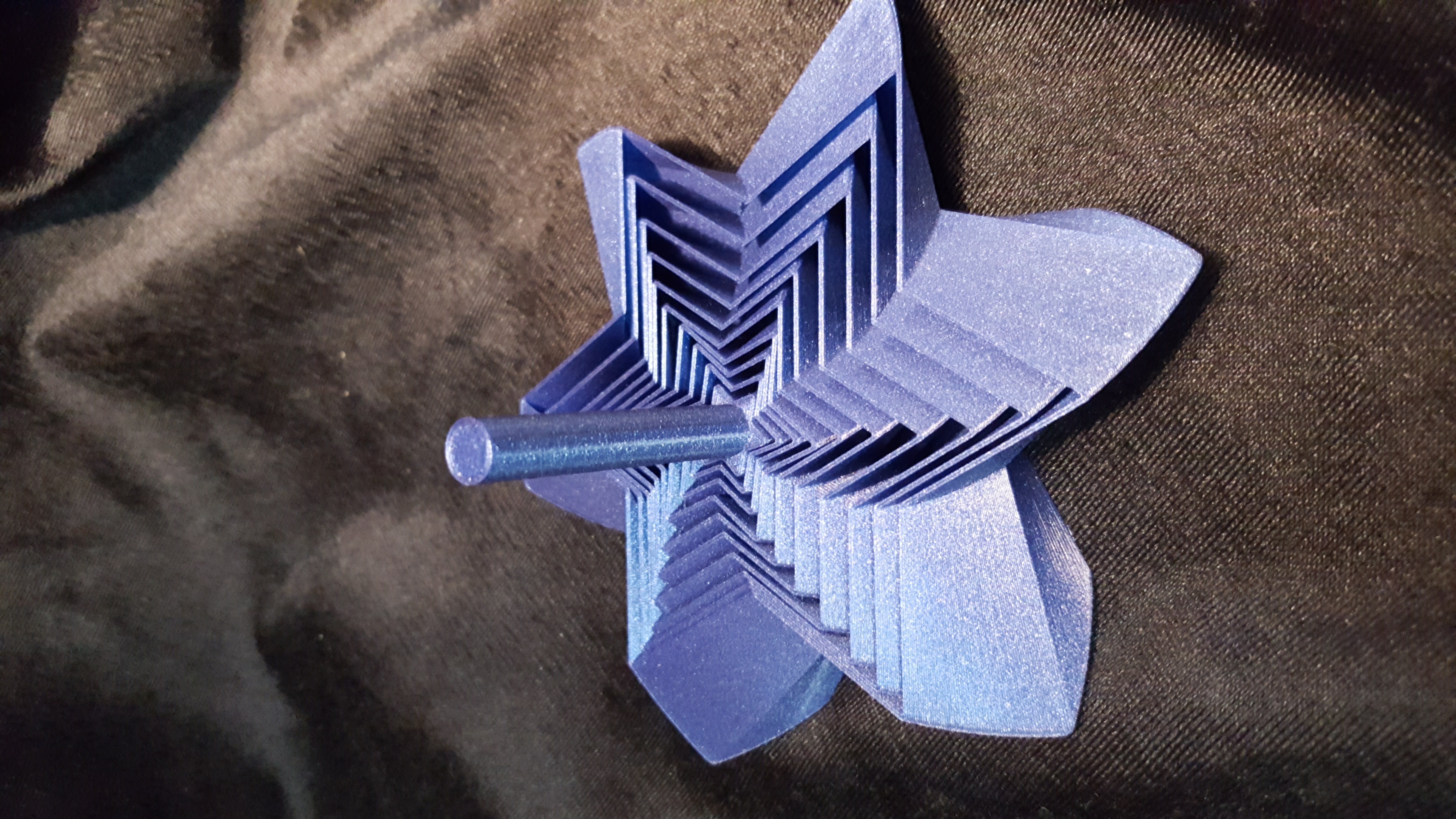 Twisting star with handle