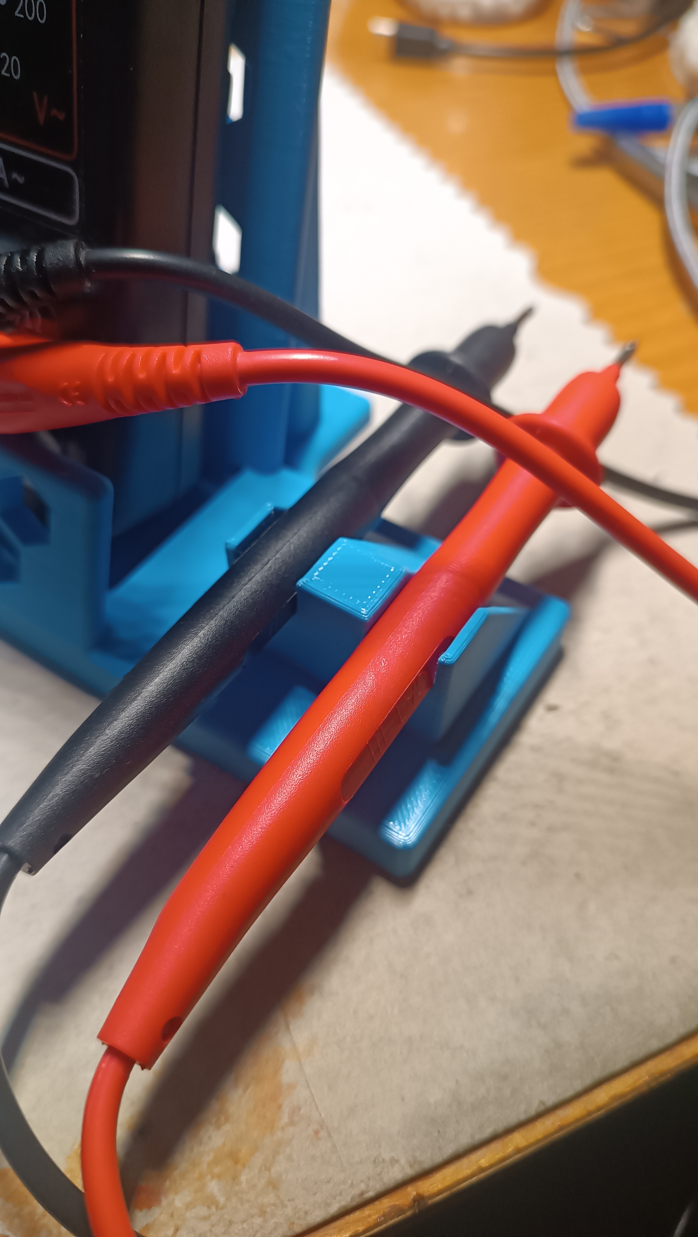 Miniatura 3 do modelo 3D Multimeter stand