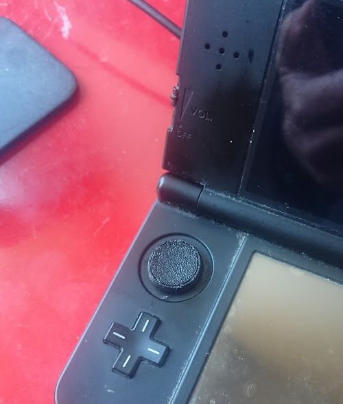 Nitendo 3DS circle pad cap replacement by DwarfDecker Download free
