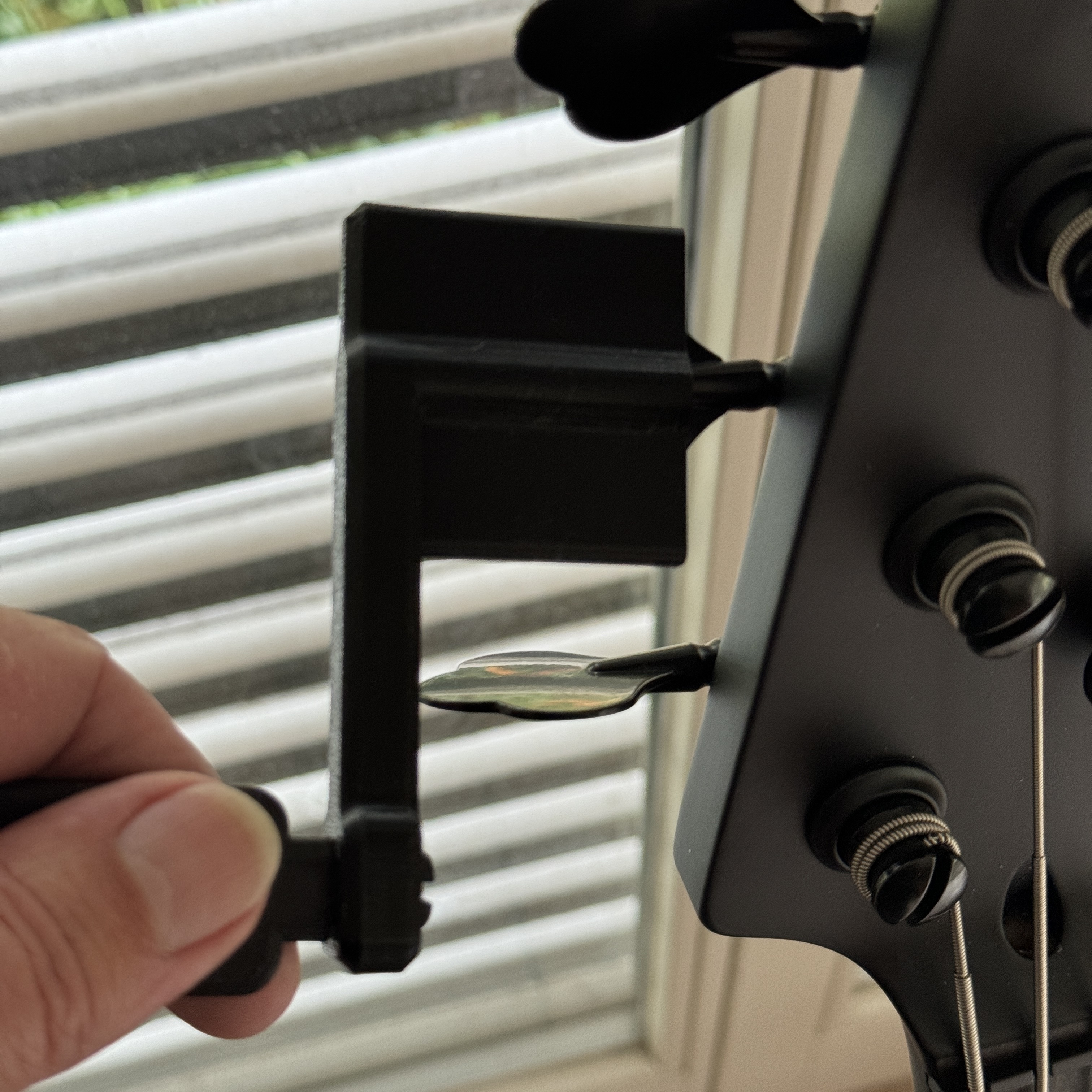 String winder for eBass by UliLac Download free STL model