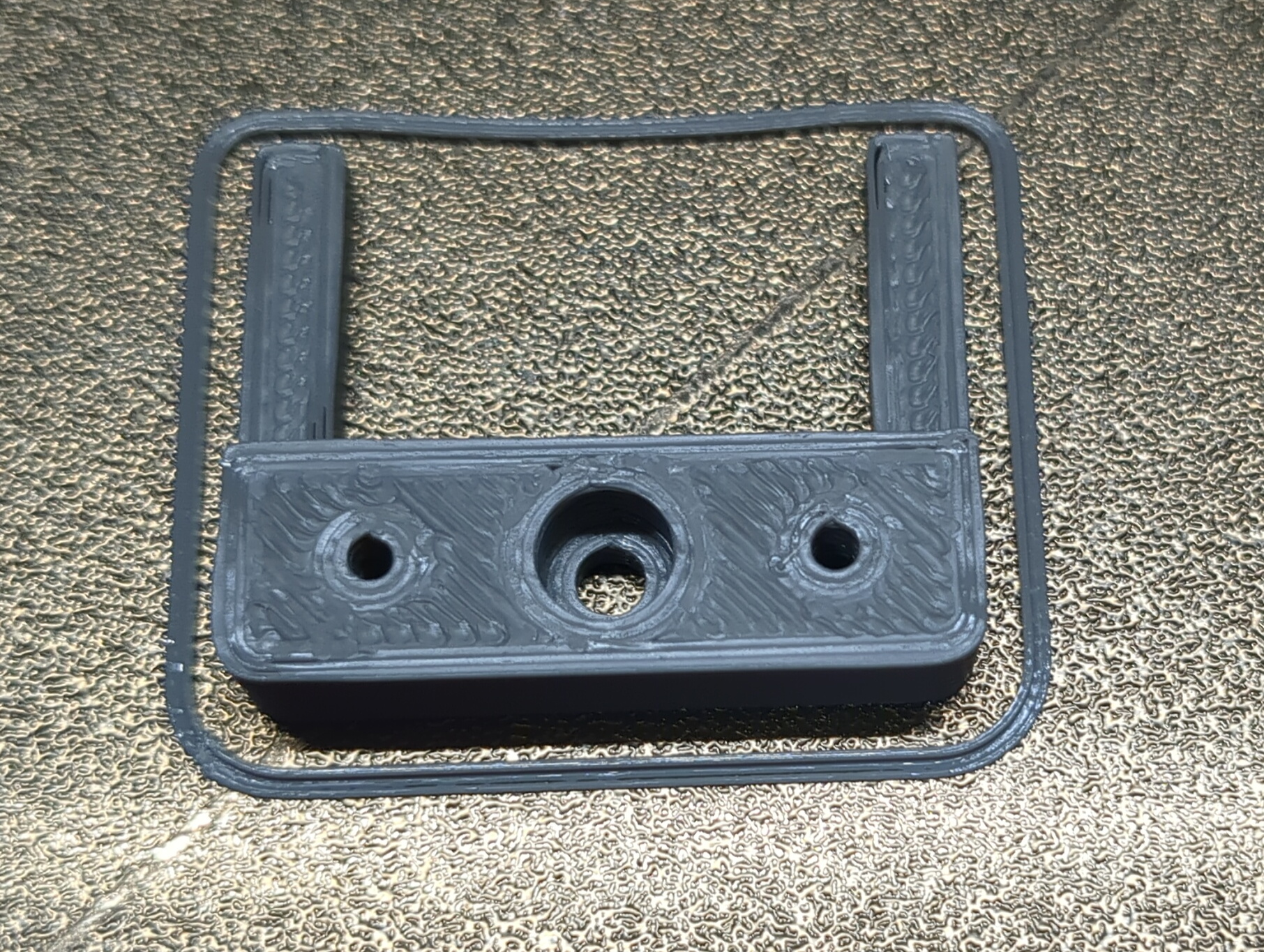 Model car axle retainer