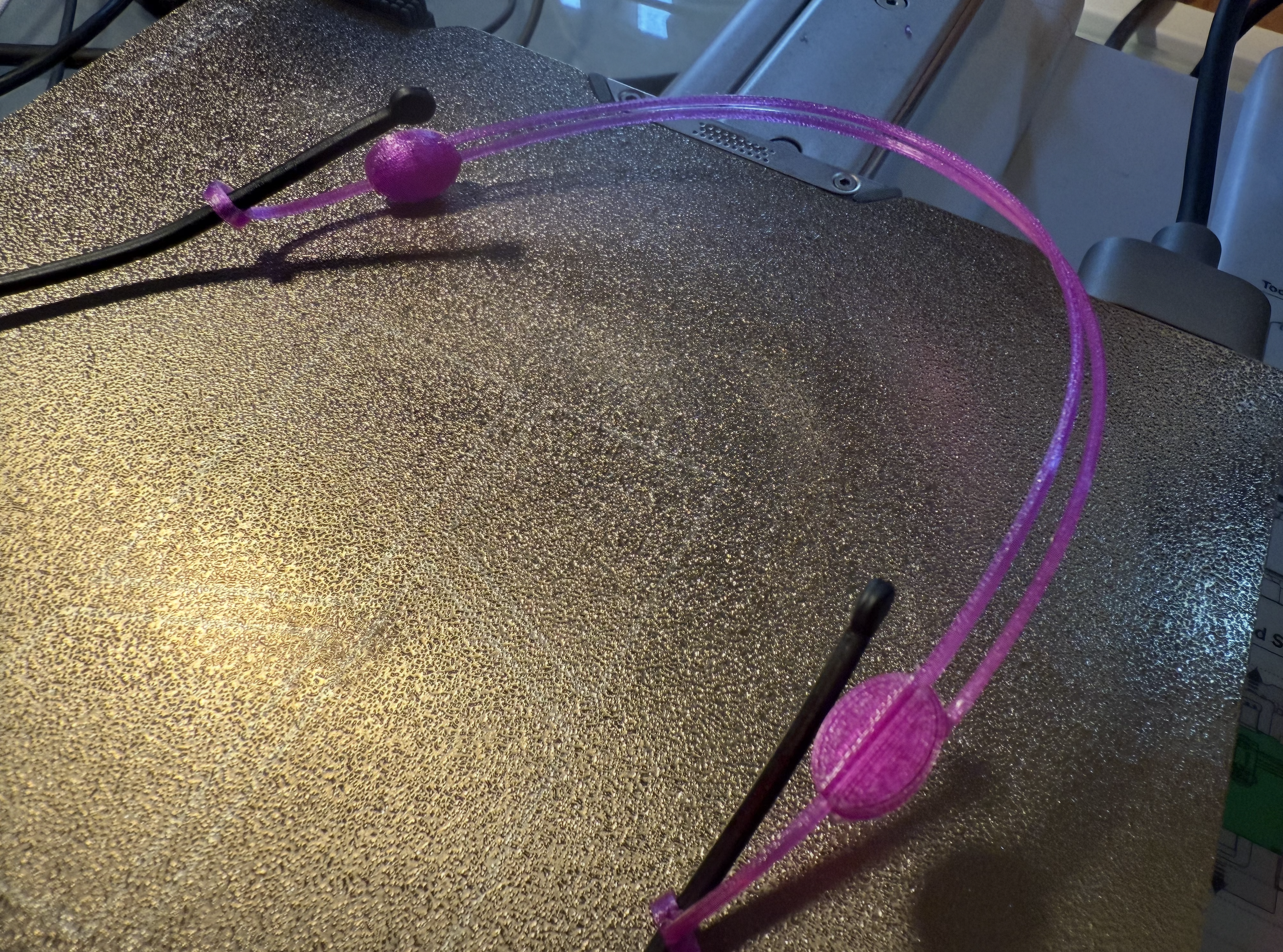 Adjustable glasses strap — thumbnail 2