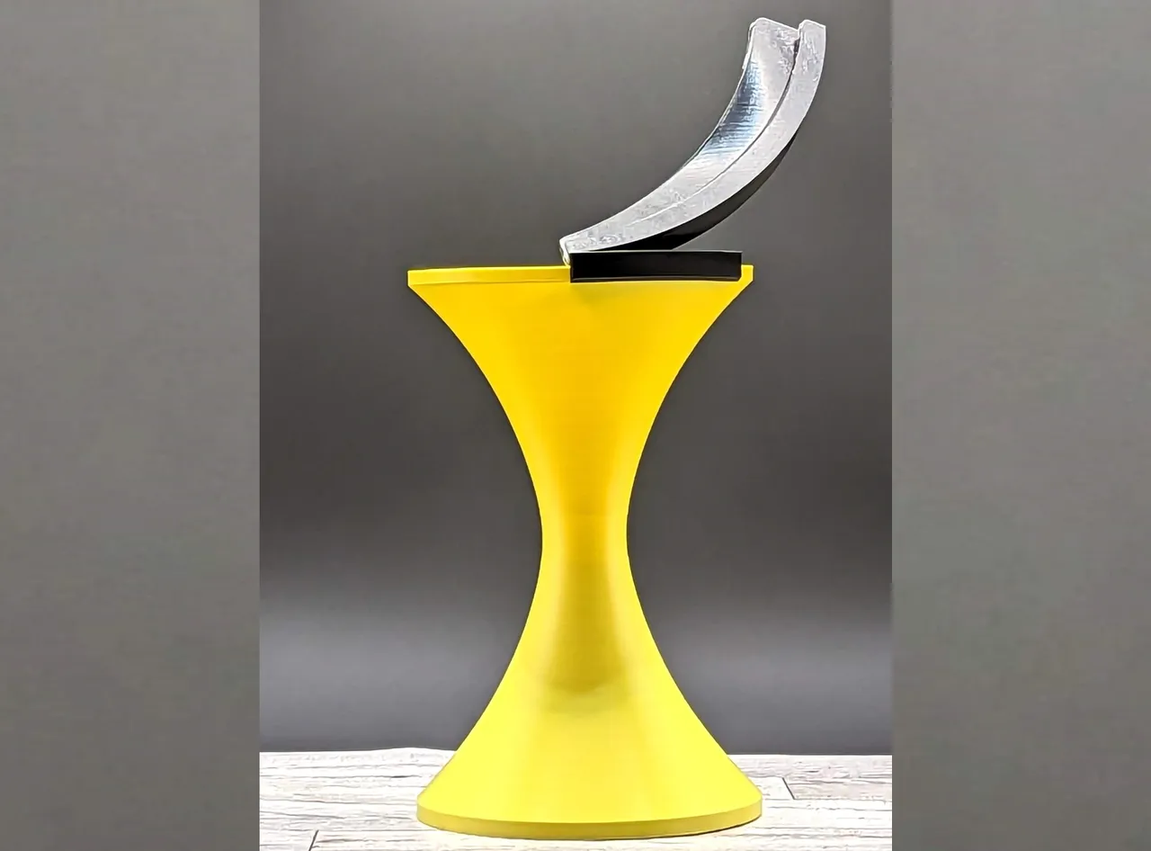 Spiral Vertical Paper Towel Holder by Ken Mills