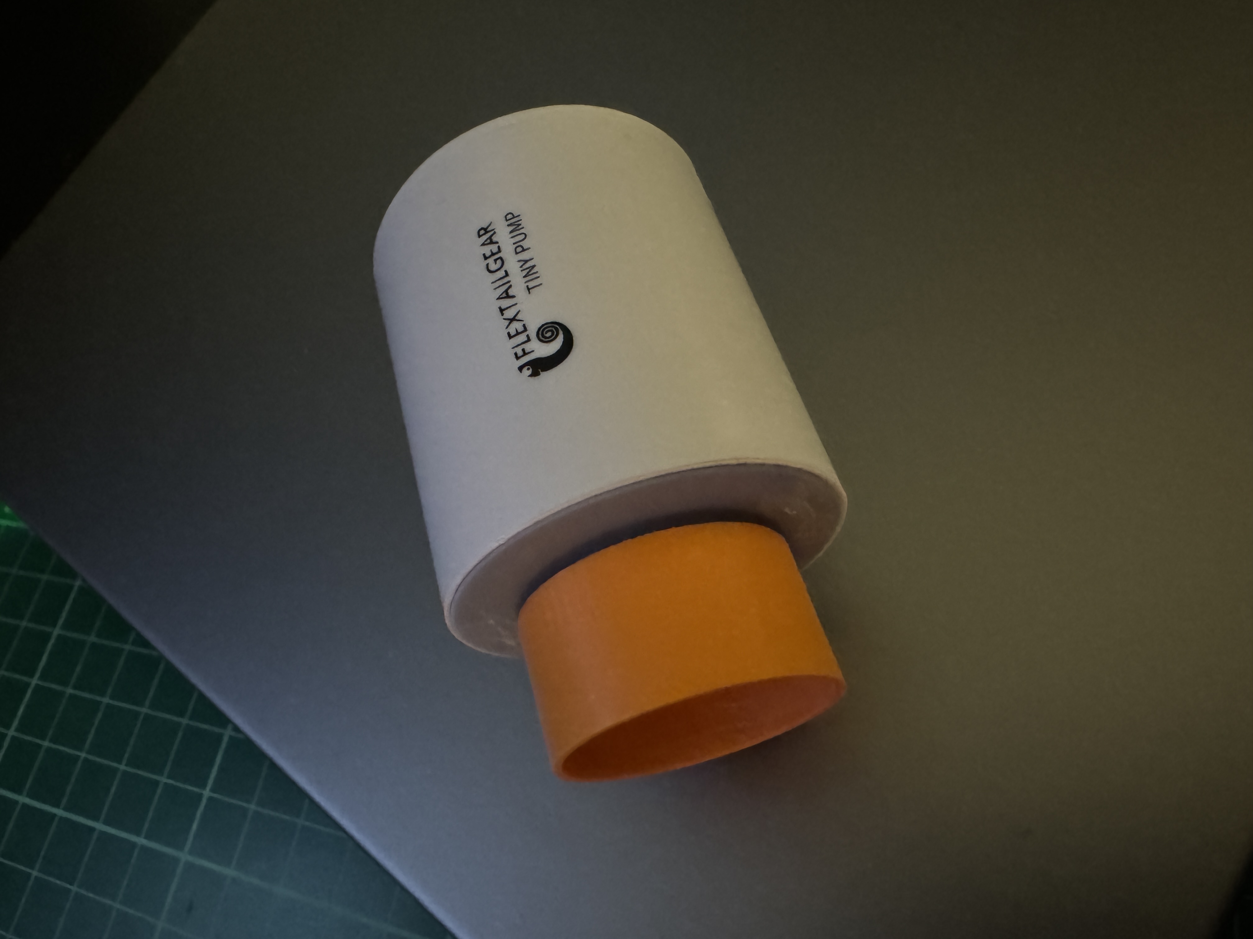 Flextailgear Mini Pump adaptor