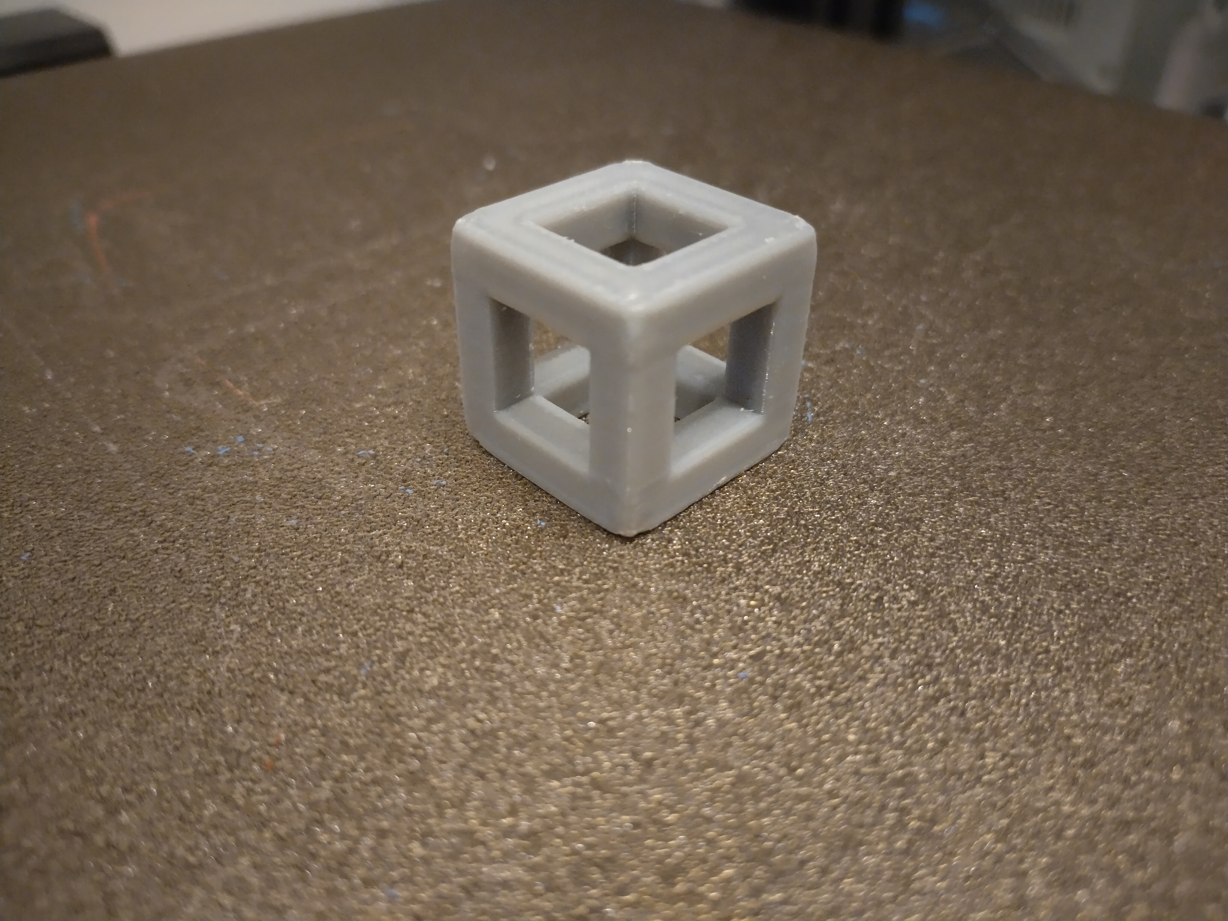 calibration cube / figet