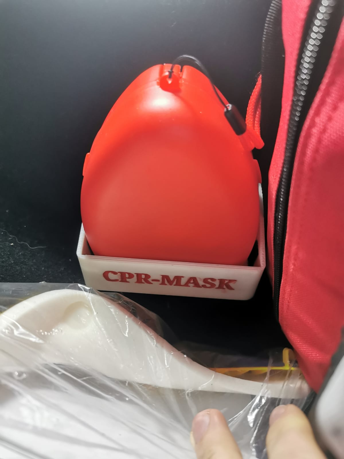 CPRMask Holder by DenBéireBD Download free STL model