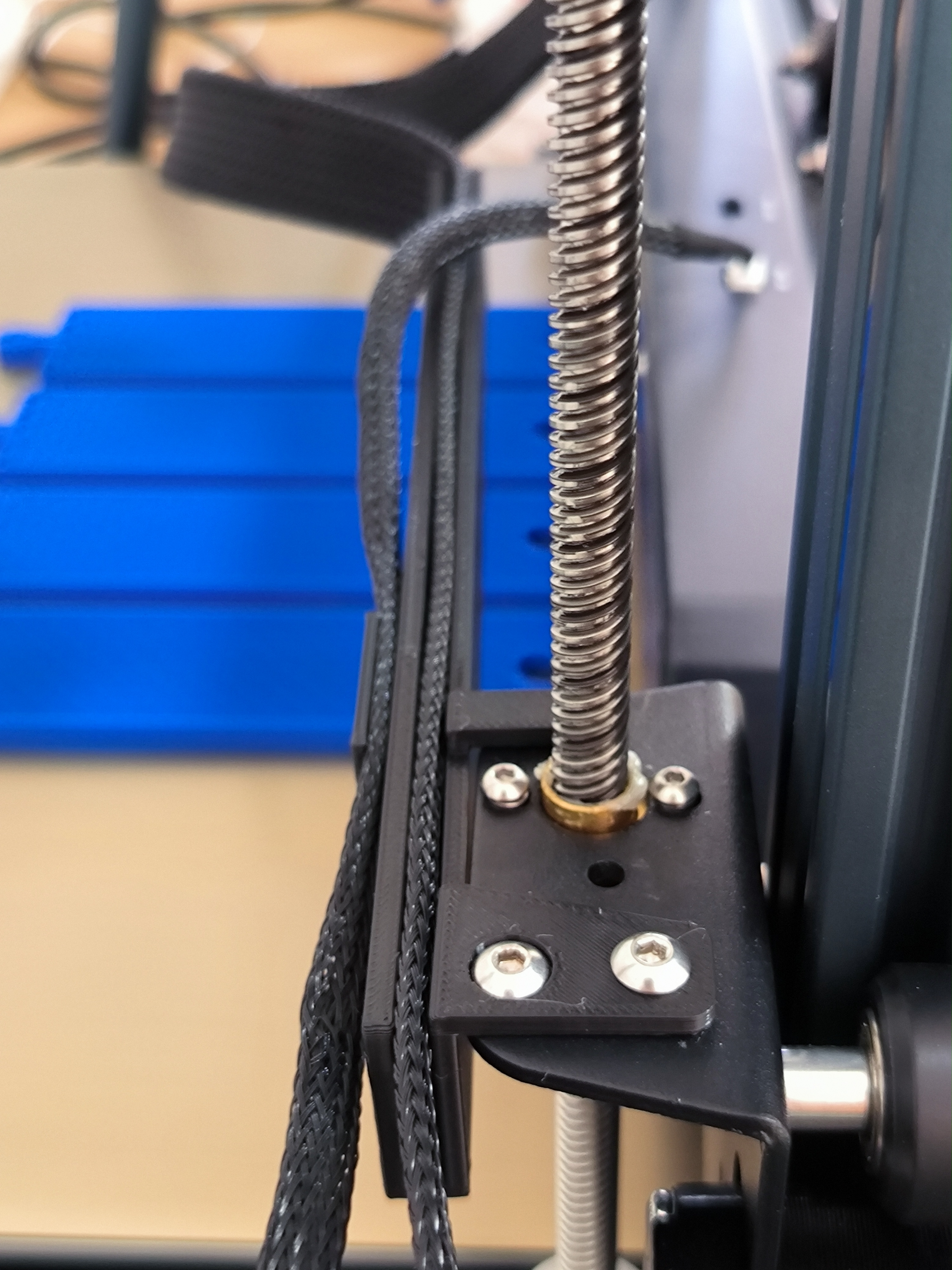 Elegoo Neptune 4 Max anti drag cable holder 3D model thumbnail