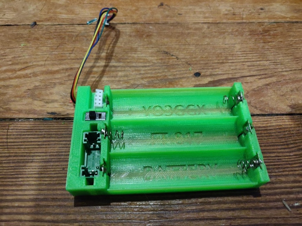Yaesu FT-817 3x18650 battery holder - alternate fuse holder