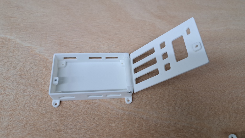 Gehäuse Einhausung für IEK MAD 4 Weichendecoder / Housing Housing for IEK MAD 4 point decoder