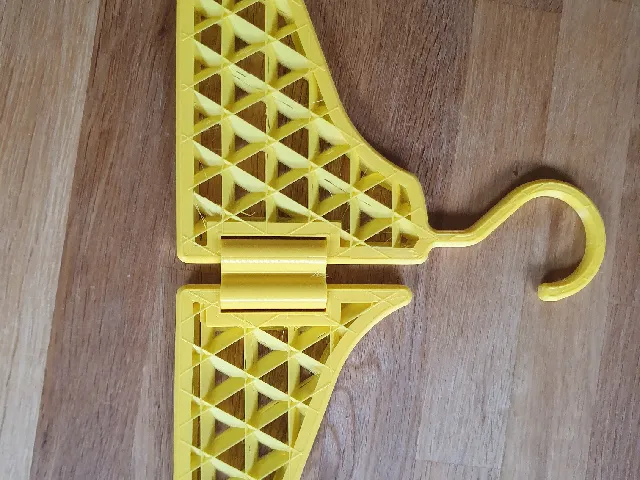Foldable Coat Hanger tester
