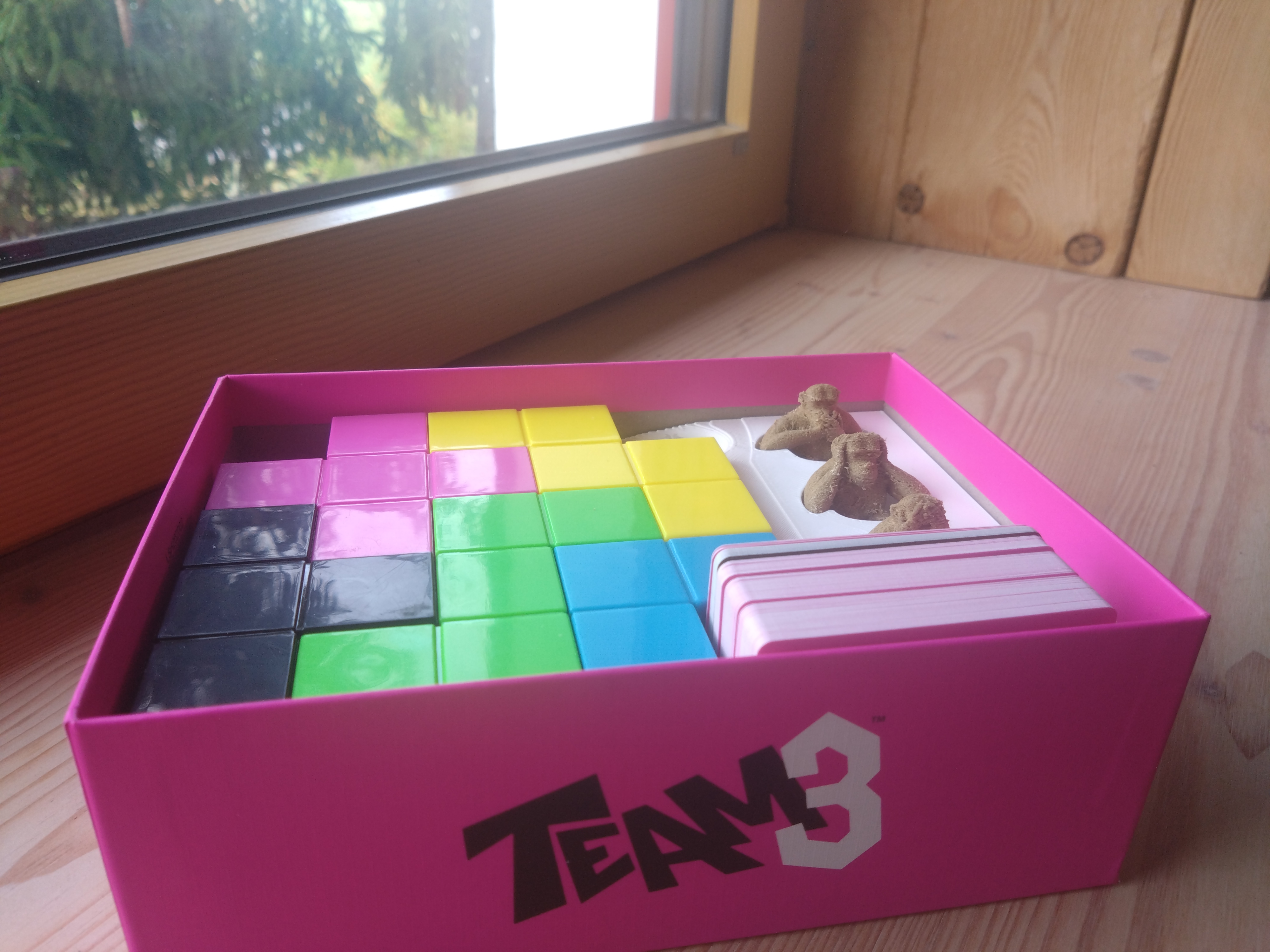 Team3 - Inlay and monkeys (monkeys by Cathy29 - thingiverse)
