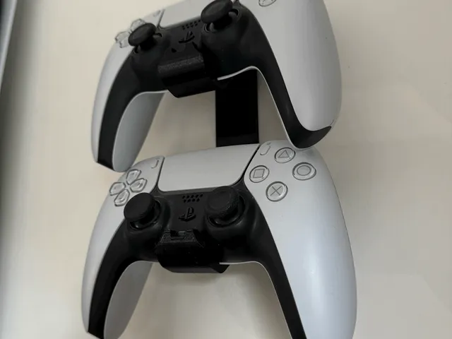 PS5 controller wall holder - dual