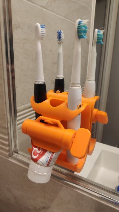 Miniatura 3 do modelo 3D Toothpaste squeezer and toothbrush holder