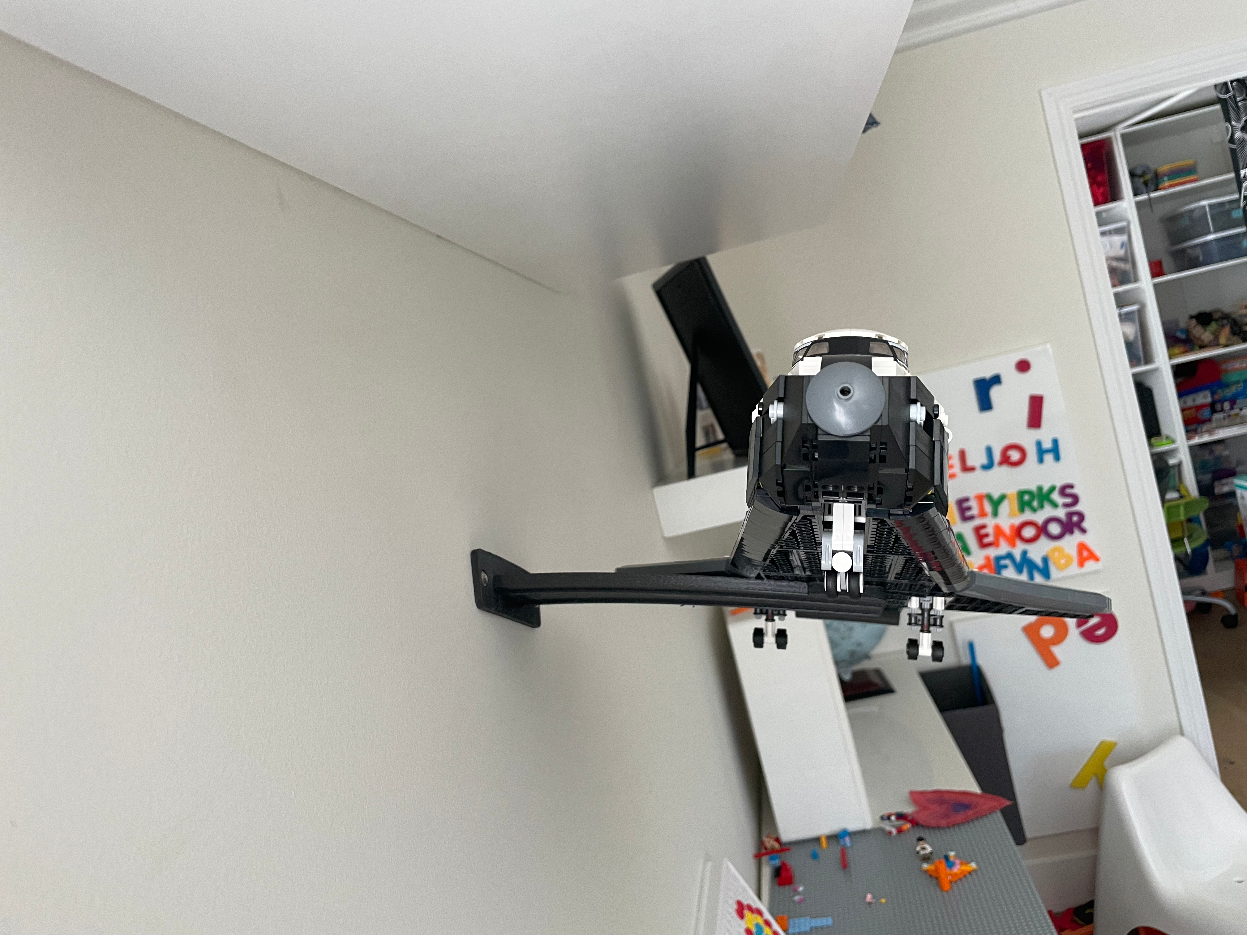 LEGO Discovery Space Shuttle (10283) wall mount by Yvrogne, Download free  STL model