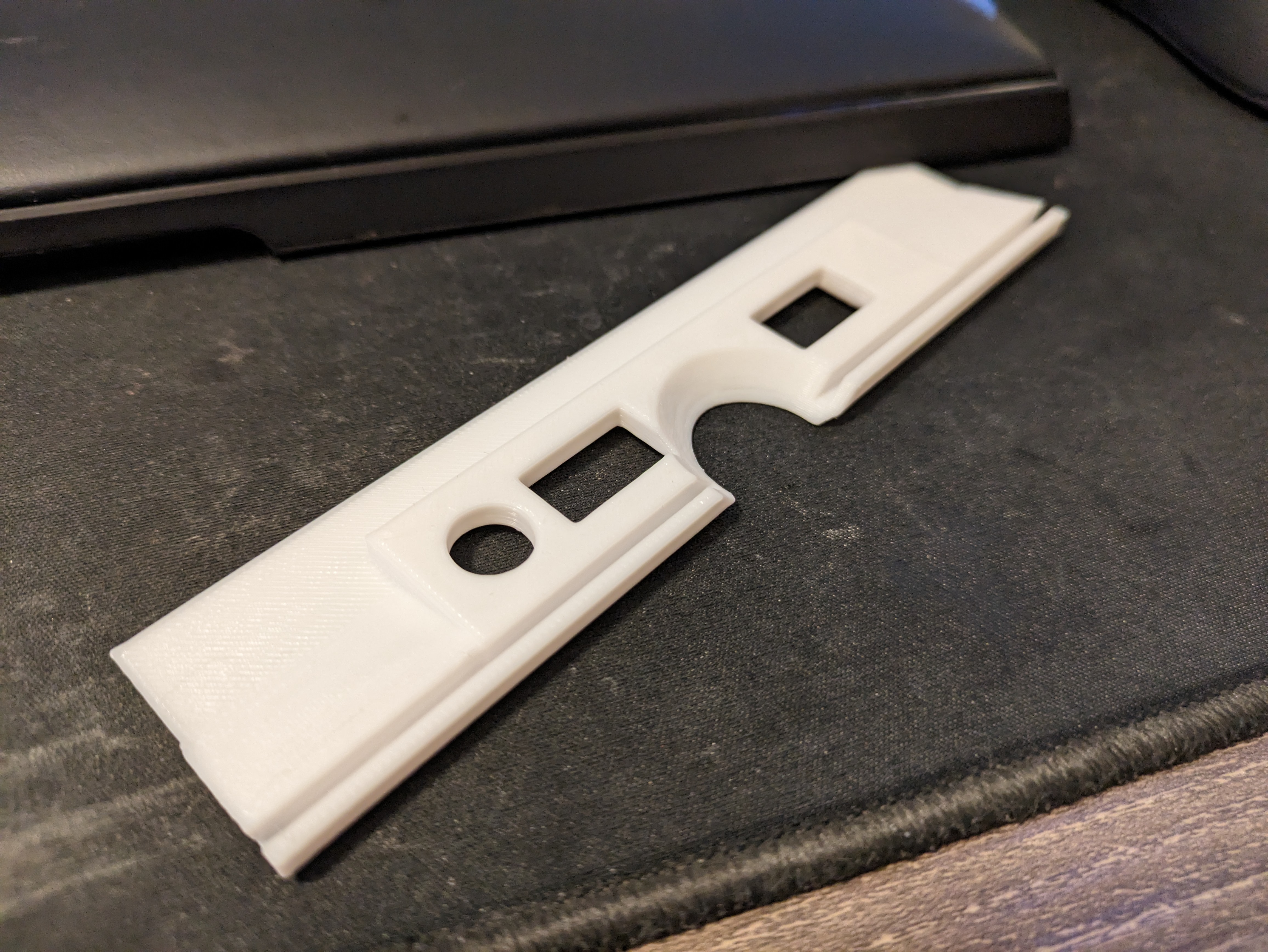 Miniatura 4 do modelo 3D NR200 Power Button Cover