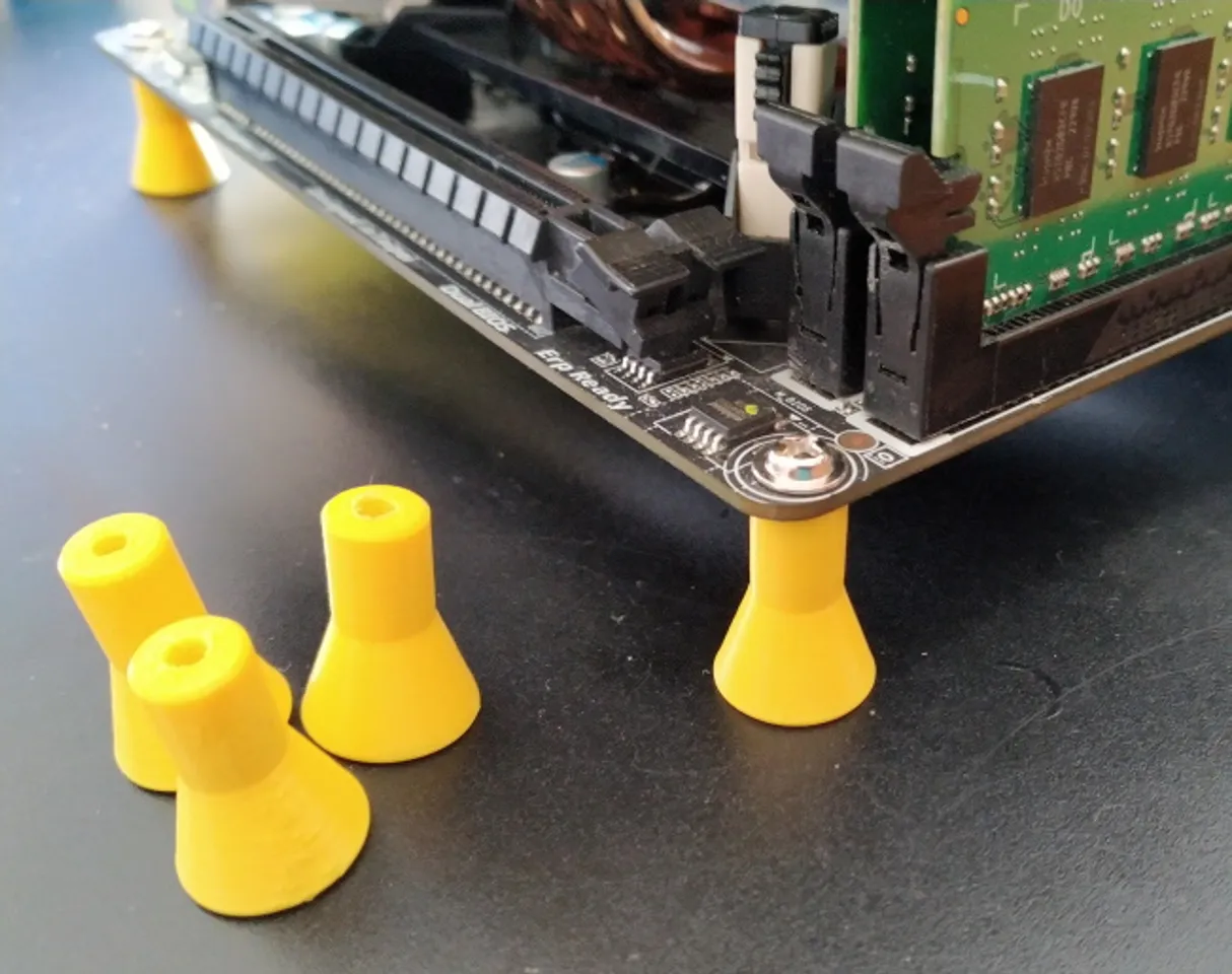 Motherboard feet for desktop use by Printing Programmer | Download free ...